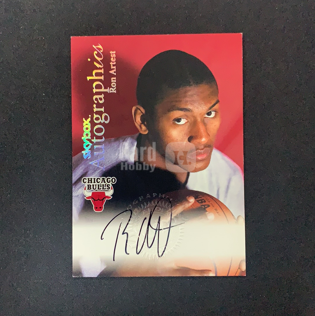 1999 SkyBox Autographics Ron Artest RC 【SC拍卖】新秀 公牛 阿泰斯特 慈世平 卡签 签字 带钢印 收藏必备(Apollo)