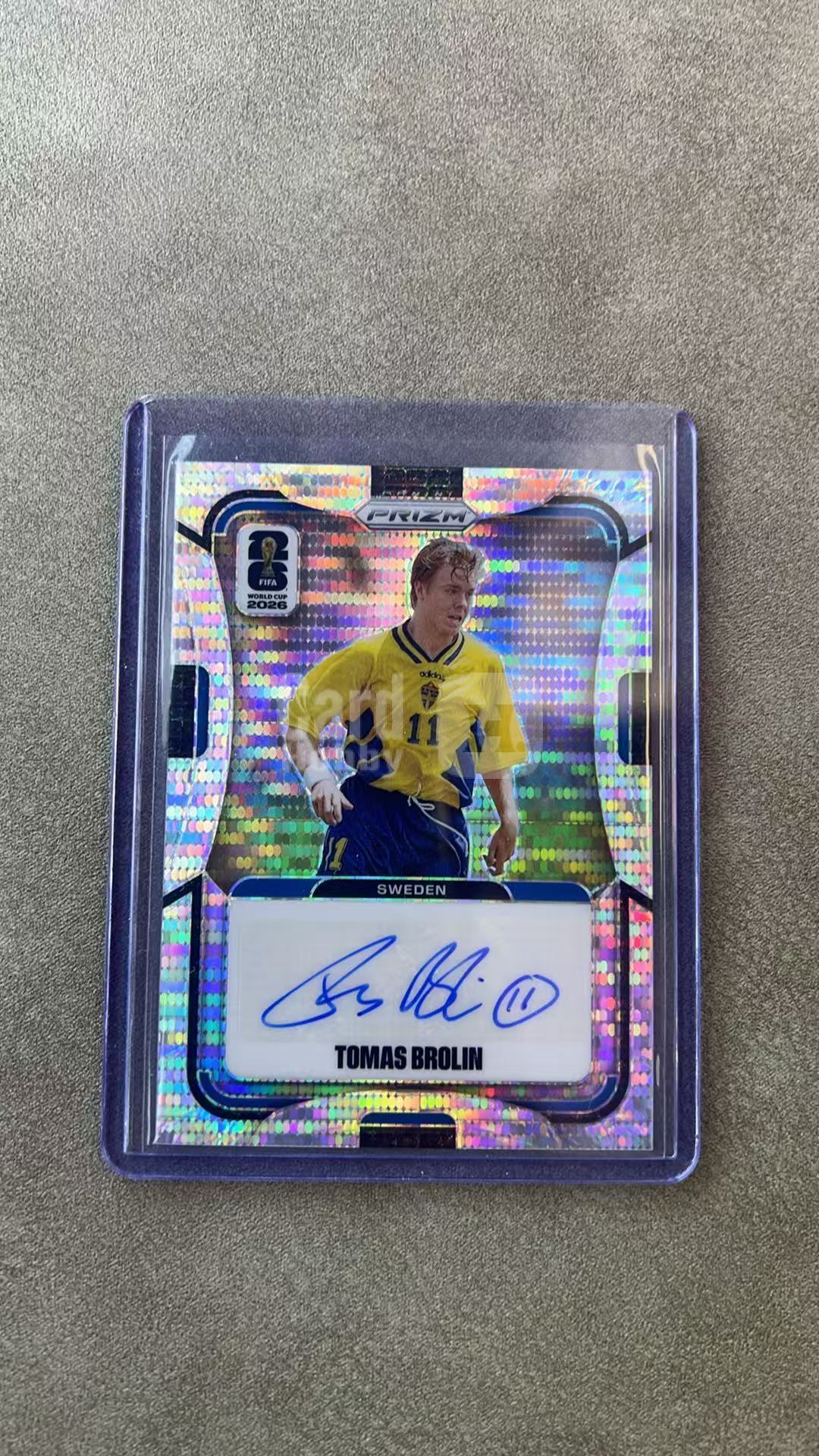 777【330球星卡实体店代卖】 2026 帕尼尼 世界杯 PRIZM World Cup 世界杯 TOMAS BROLIN 托马斯 布罗林 瑞典 脉冲折 签字 AUTO 仅顺丰寄付(WWTY)