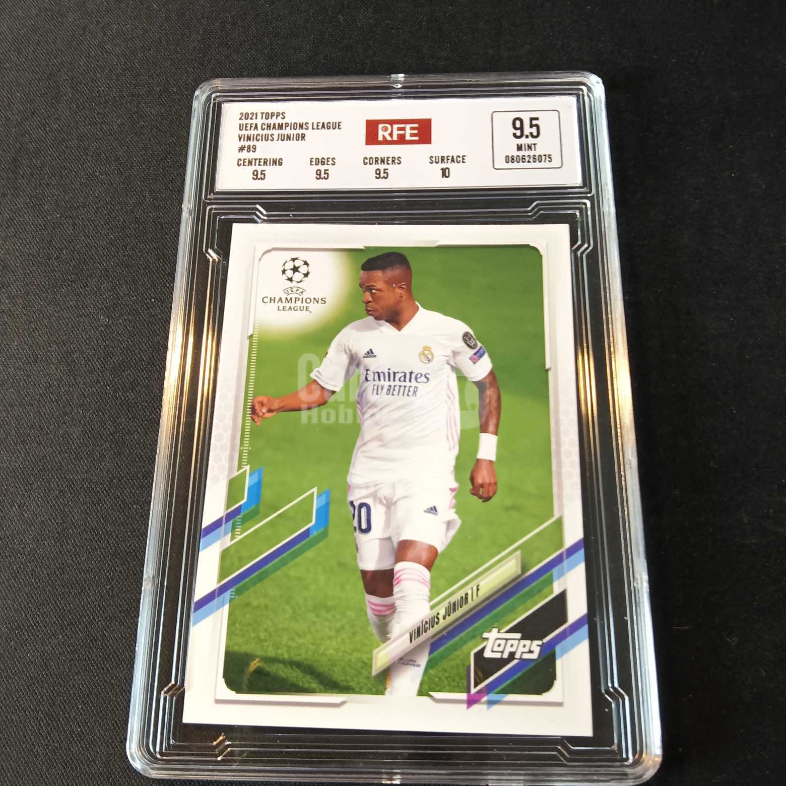 2021 Topps UEFA Champions League 维尼修斯 评级卡 皇马 实卡精美稀有 品质保障 投资收藏必备 保值回购 详情见说明 【蓝色星球】