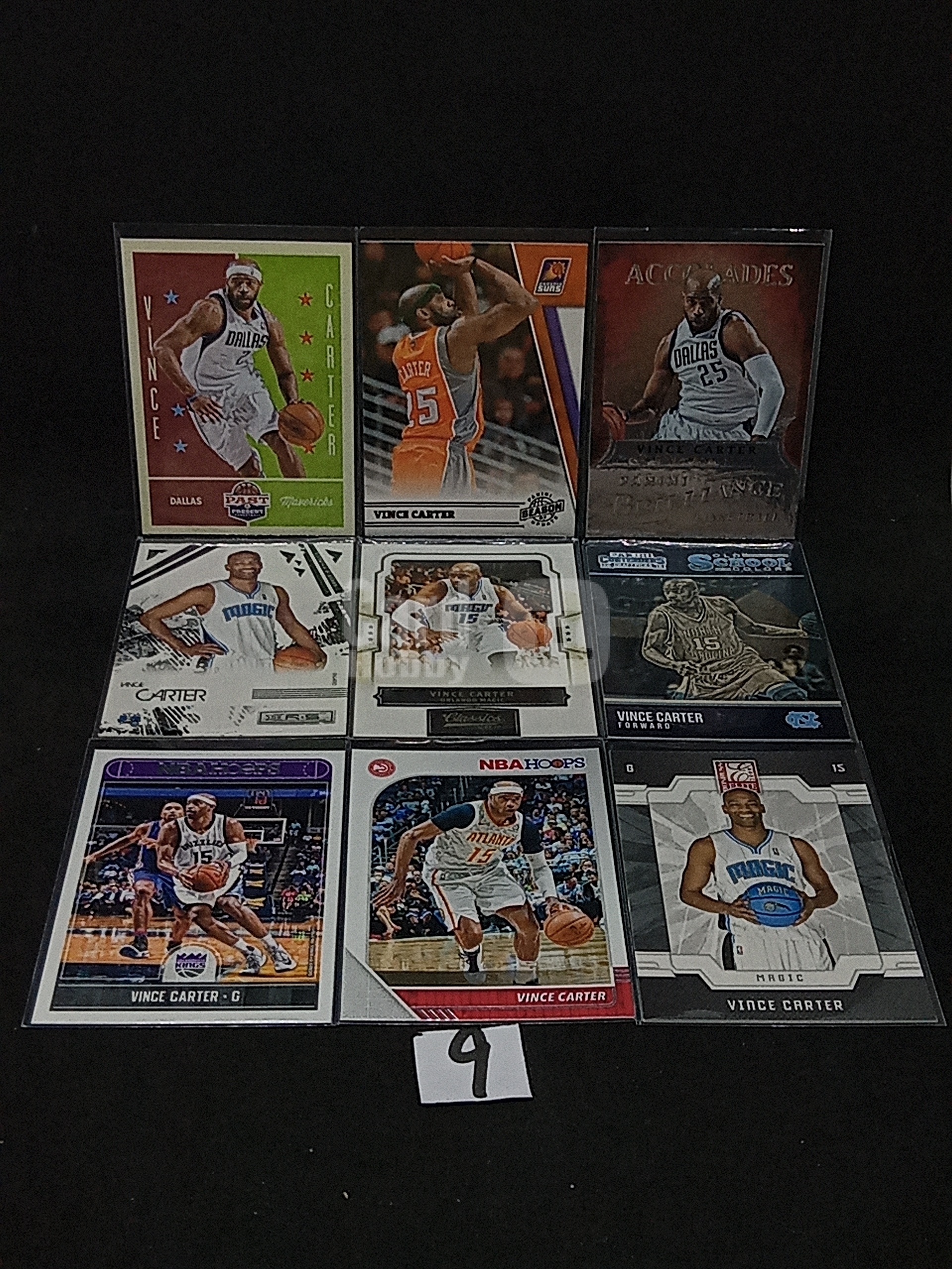 【DC拍卖】10.03 文斯・卡特(Vince Carter,半人半神),传奇扣篮王,Hoops、Donruss 等多系列混卡,9 张一组 Lot,多队选图