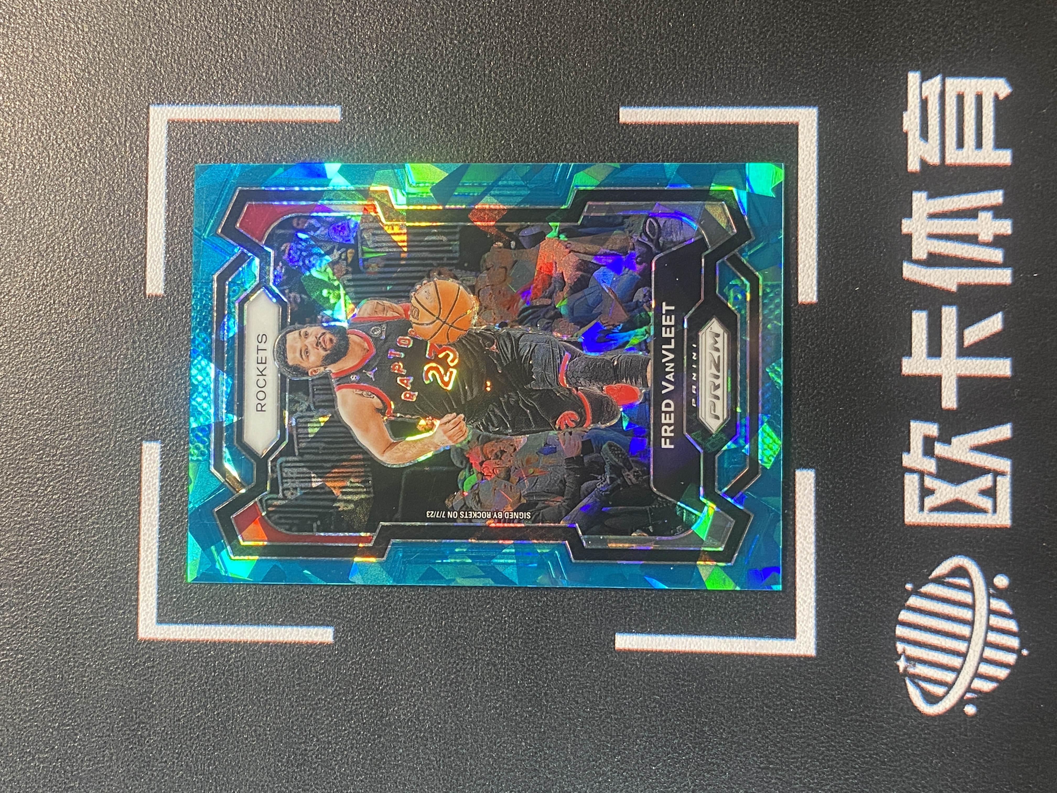 2023-24 Panini Prizm Fred VanVleet 【欧卡体育】pz 范弗里特 范乔丹 225编 青碎冰折 mega独占 猛龙 卡品如图(YDD)
