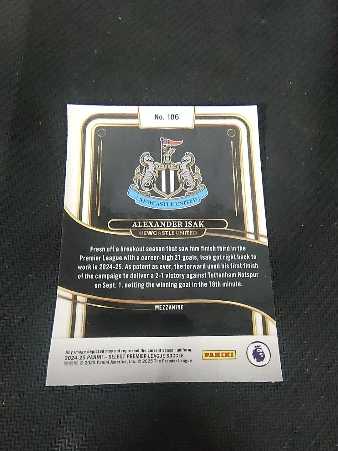 【可合并,不累计】2024-25 Panini Select ALEXANDER ISAK 纽卡斯尔联 利物浦 亚历山大 伊萨克 英超 二级 划痕 边角瑕疵 #186