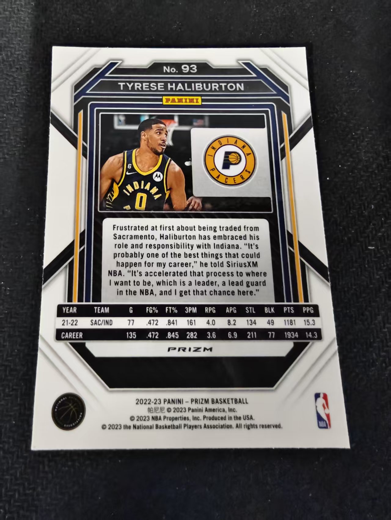 2022-23 Panini Prizm Tyrese Haliburton 泰里斯 哈利伯顿 哈里伯顿 联盟顶级控卫 步行者 红波纹 PZ 划痕 边角瑕疵 #93
