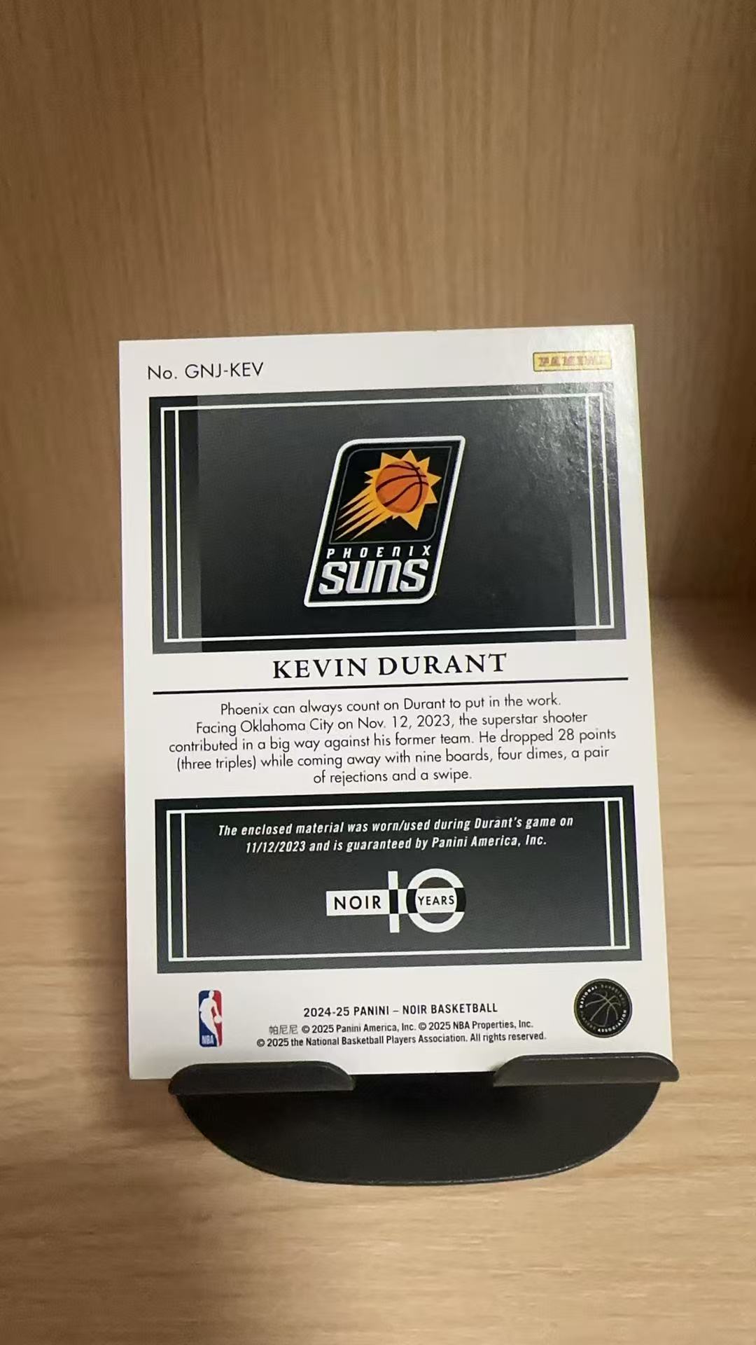 2024-25 Panini Noir Kevin Durant #GNJ-KEV 凯文 杜兰特 死神 99编 球衣切割 诺尔 太阳 篮球 卡品如图