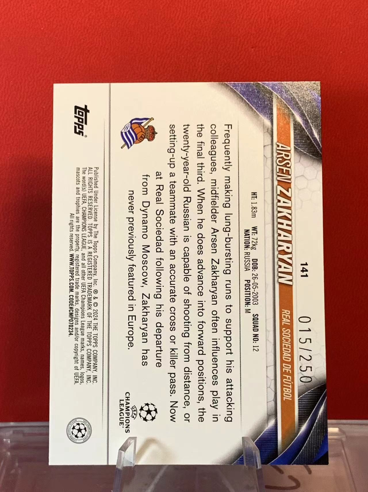 (詹叔代拍)2024 Topps UCC Arsen Zakharyan RC 欧战UCC 皇家社会 新秀 扎哈里扬 15/250编 海蓝折 卡品如图 顺丰寄付 泰山