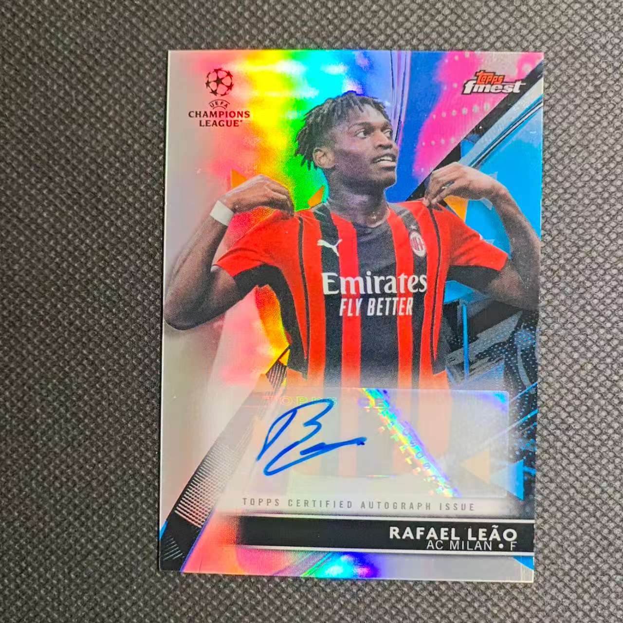 2021 Topps Finest Rafael Leao 面包#莱奥 欧冠tf 完美签字 AC米兰边锋 葡萄牙国脚 勤笑公 未来巨星 值得收藏 卡品细节看图