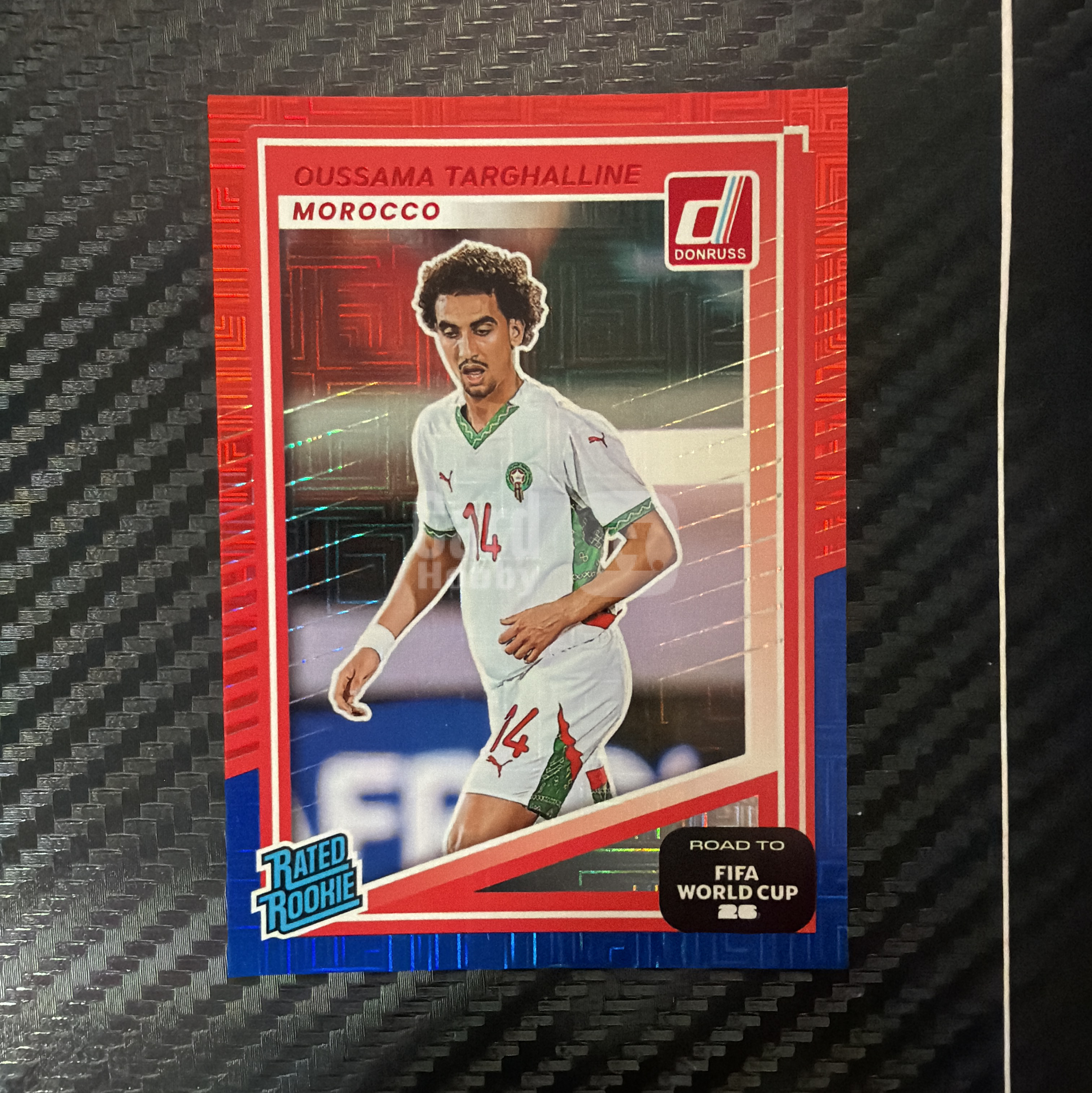 2025-26 Panini Donruss Road to World Cup Oussama Targhalline 乌萨马 塔尔加林 杜蕾斯 世界杯之路 红蓝折 双色折 新秀 摩洛哥