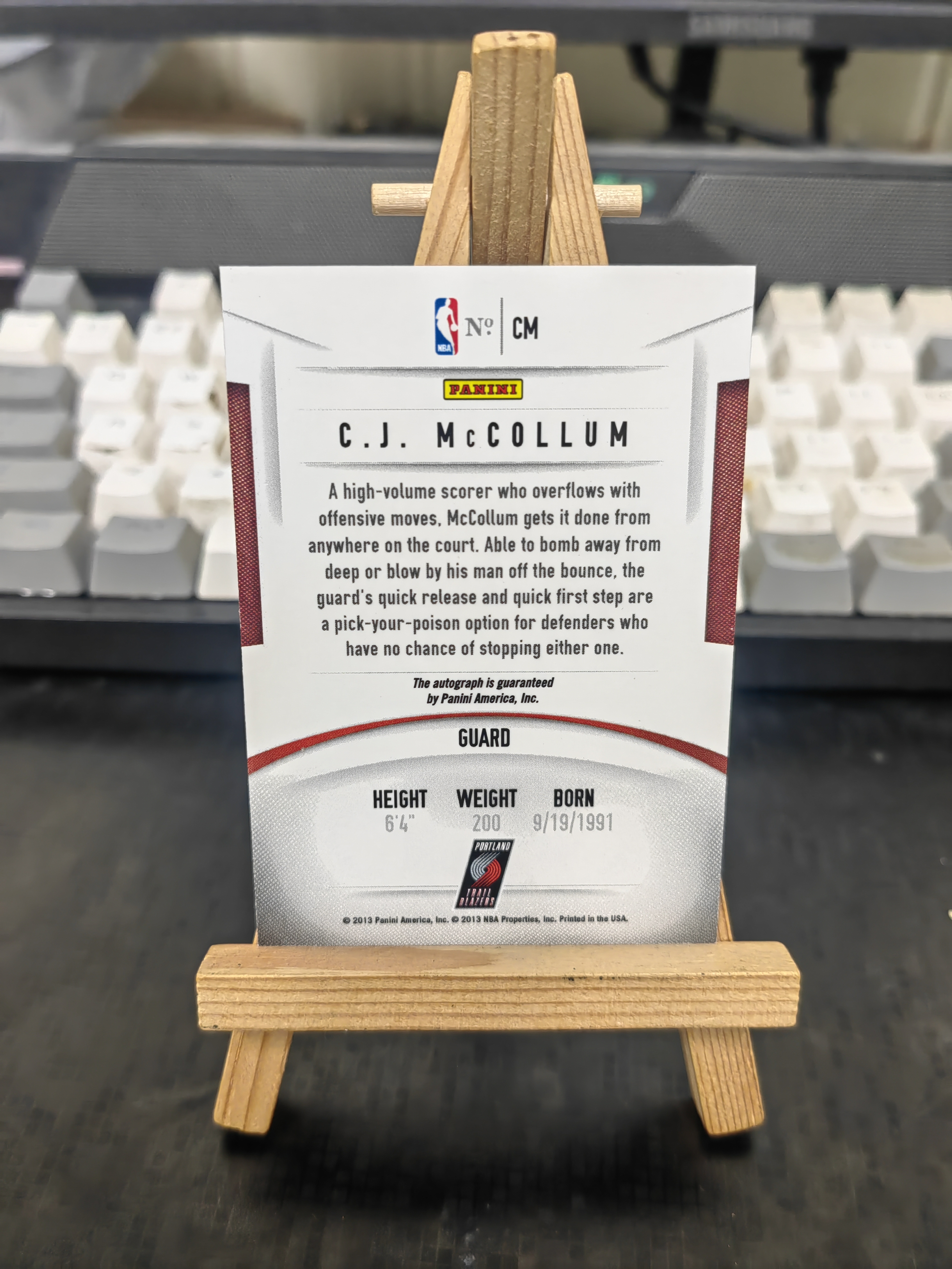2012-13 Panini Donruss CJ McCollum RC 【来福拍卖】杜蕾斯 开拓者 CJ 麦科勒姆 新秀RC 明日签 卡签 签字 卡品如图