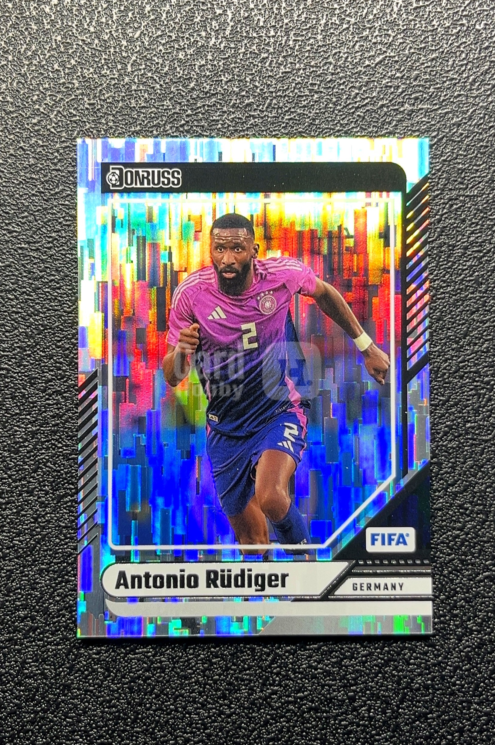 【小白1%代卖】2024-25 Panini Donruss Antonio Rüdiger 安东尼奥·吕迪格 银瀑布折 折射 卡品如图 高价值 #145 GERMANY 德国 0013#403