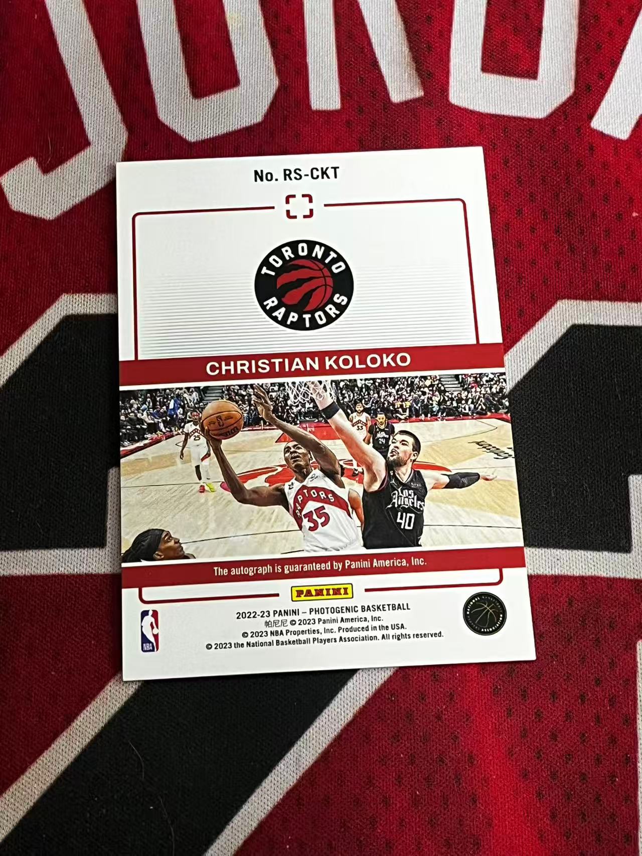【接寄拍费率低至5%含卡淘手续费】2022-23 PANINI PHOTOGENIC 上镜系列 猛龙 新秀RC 克里斯蒂安科洛科 科洛克 75编 签字卡 碎冰折 折射 专收凑套必备【烂臭嘴拍卖】