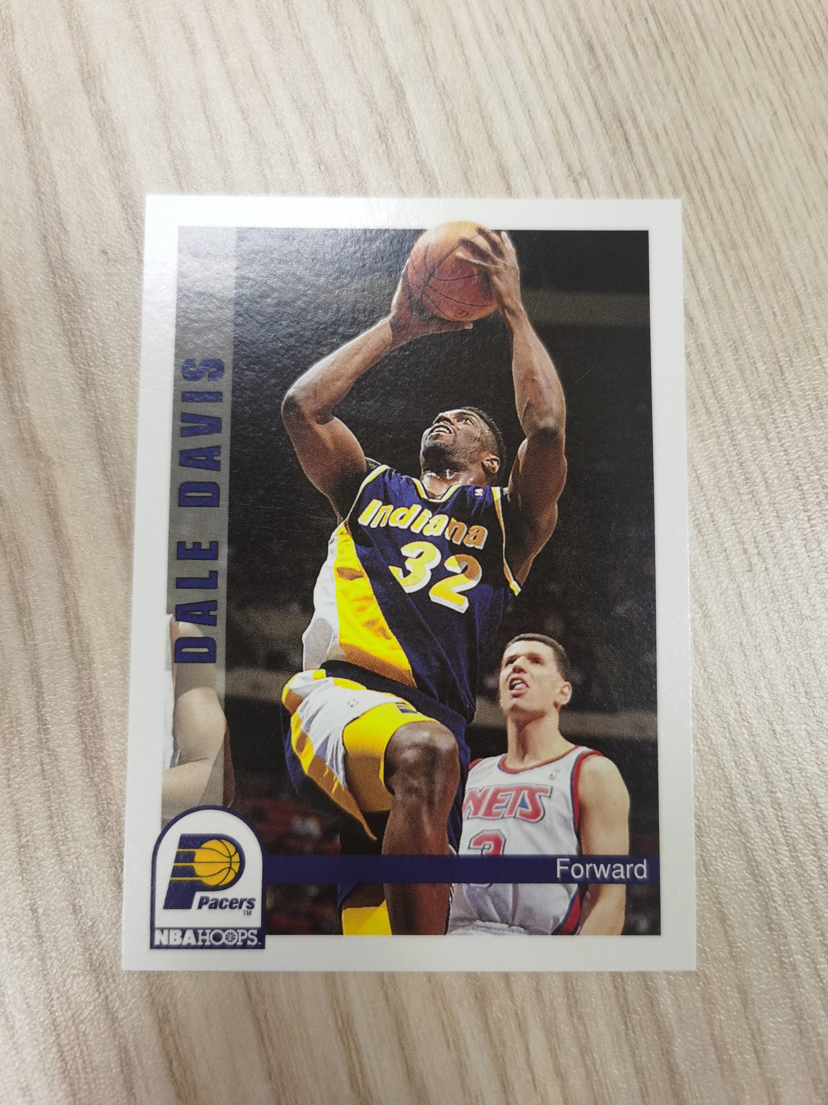 1991-92 SkyBox Base Dale Davis 1991-92 戴尔-戴维斯 skybox #89 1届全明星 防守悍将 步行者 硬通货 极具收藏价值