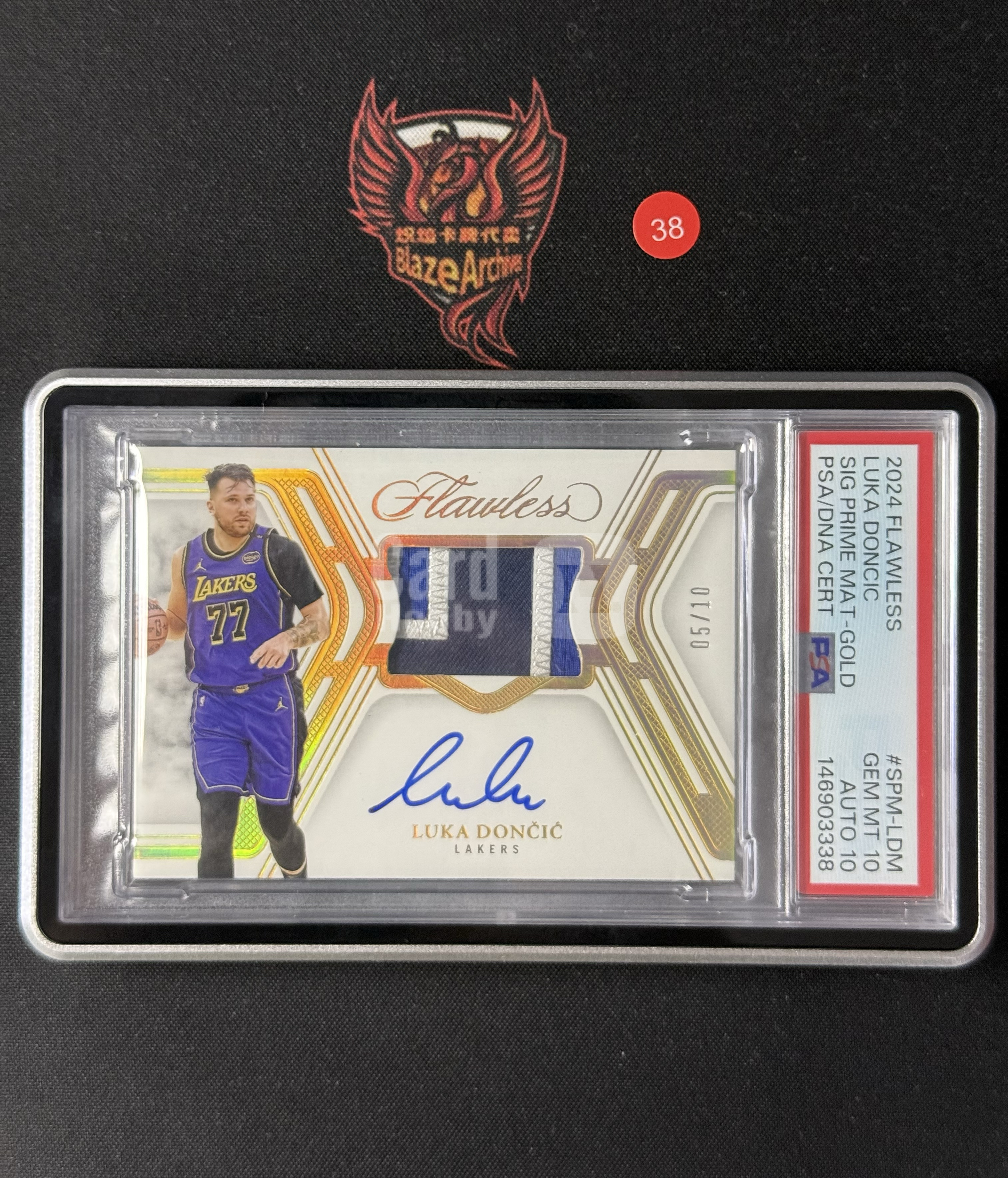 2024-25 Panini Flawless Luka Doncic 【炽焰拍卖】末年手提 湖人 卢卡 东契奇 05/10编 签字 卡签 SPM Gu落场物料暴力切割Patch 金平行 闪版 PSA10+10 双10 厚卡超难高分#鸣总