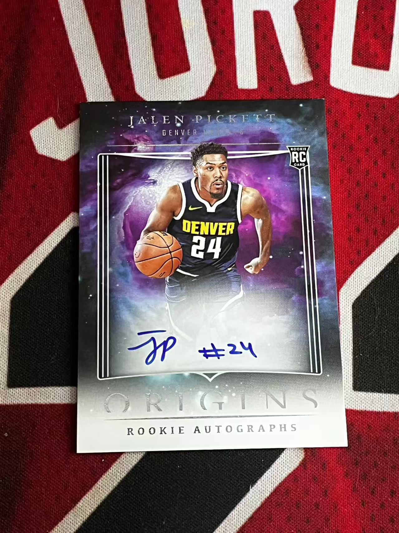 【接寄拍费率低至5%含卡淘手续费】2023-24 PANINI ORIGINS 起源系列 掘金 新秀RC 杰伦皮克特 签字卡 卡签 背号签 专收凑套必备【烂臭嘴拍卖】