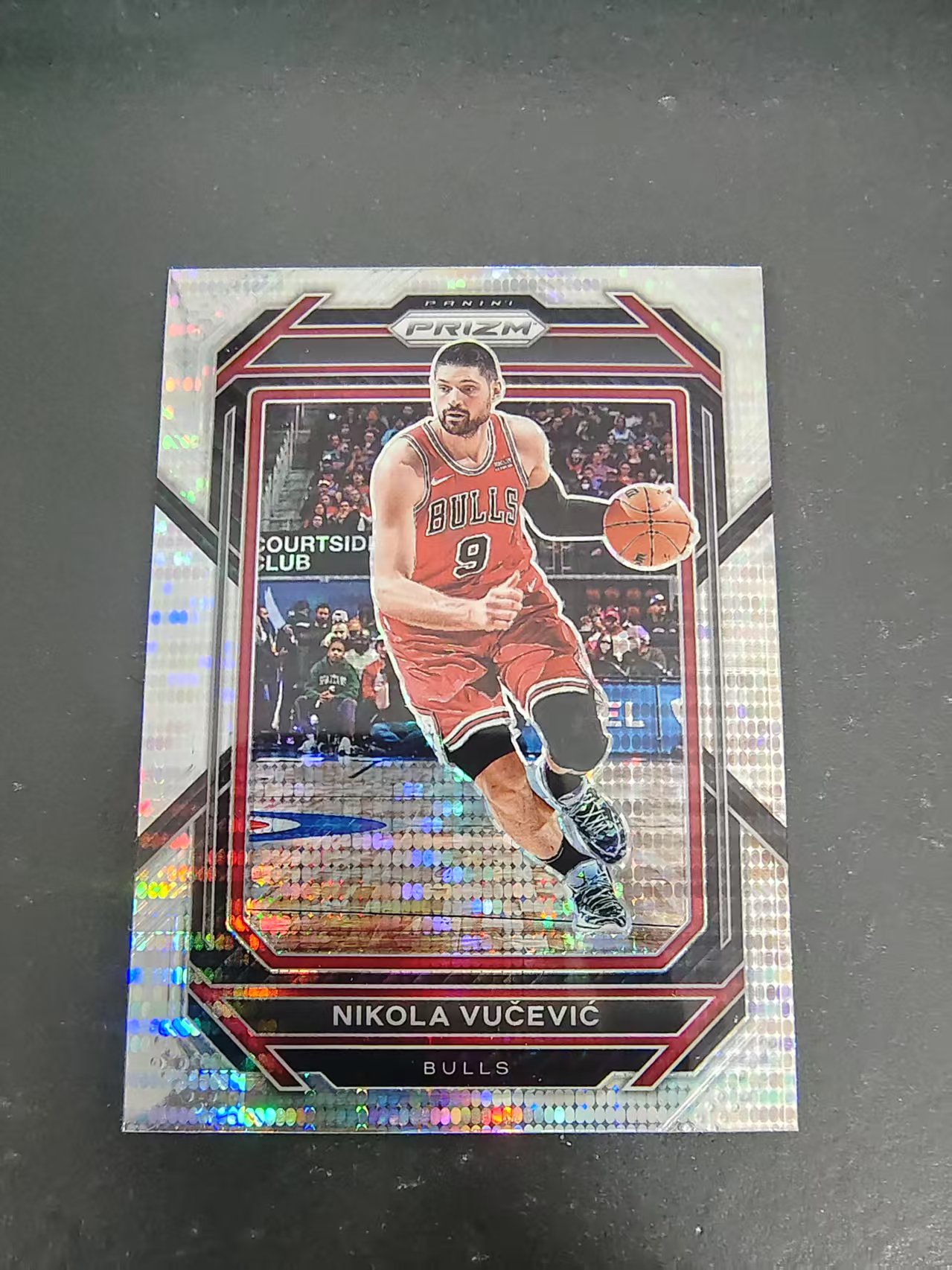 【可合并,不累计】2022-23 Panini Prizm Nikola Vucevic 尼古拉斯 武切维奇 公牛 PZ 脉冲折 划痕 边角瑕疵 #80