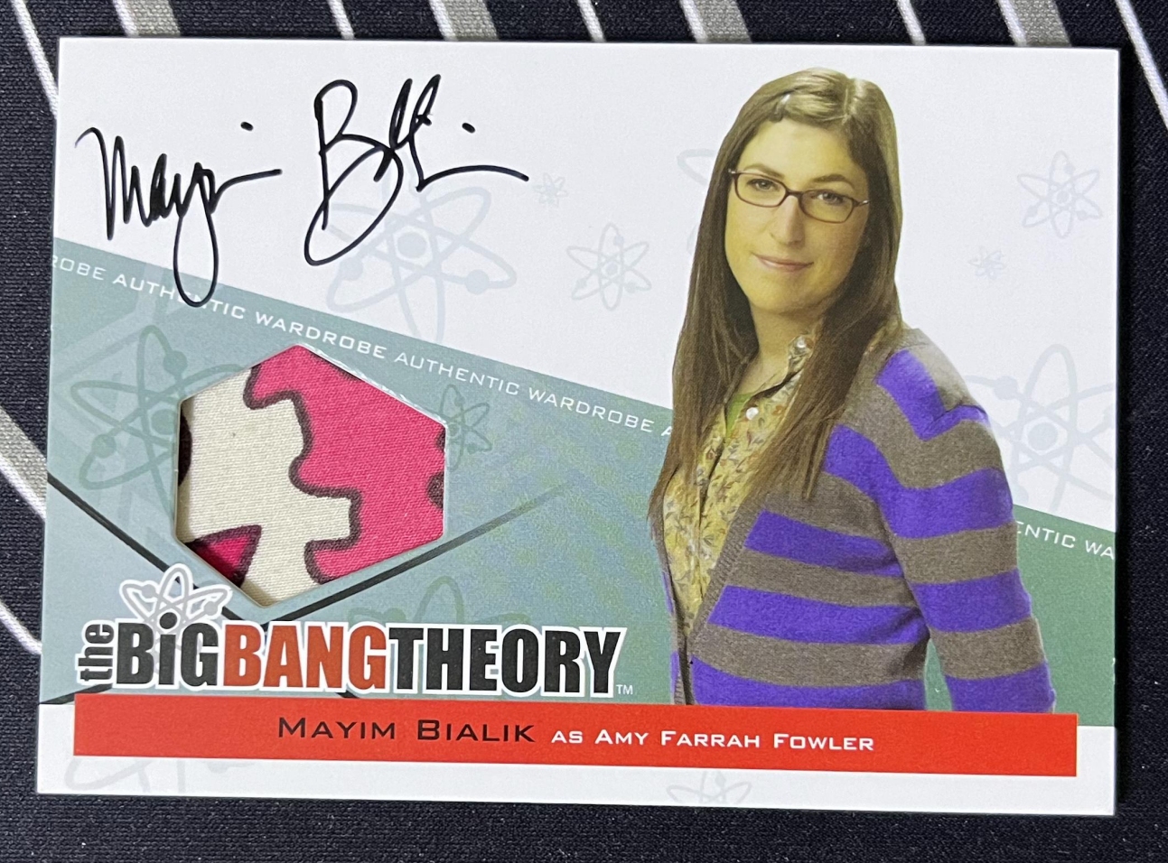 2012 Cryptozoic The Big Bang Theory Mayim Bialik 老米拍卖ES279 生活大爆炸3&4季 马伊姆拜力克 饰演艾米 戏服签字 实物料卡签 卡品如图 小焦