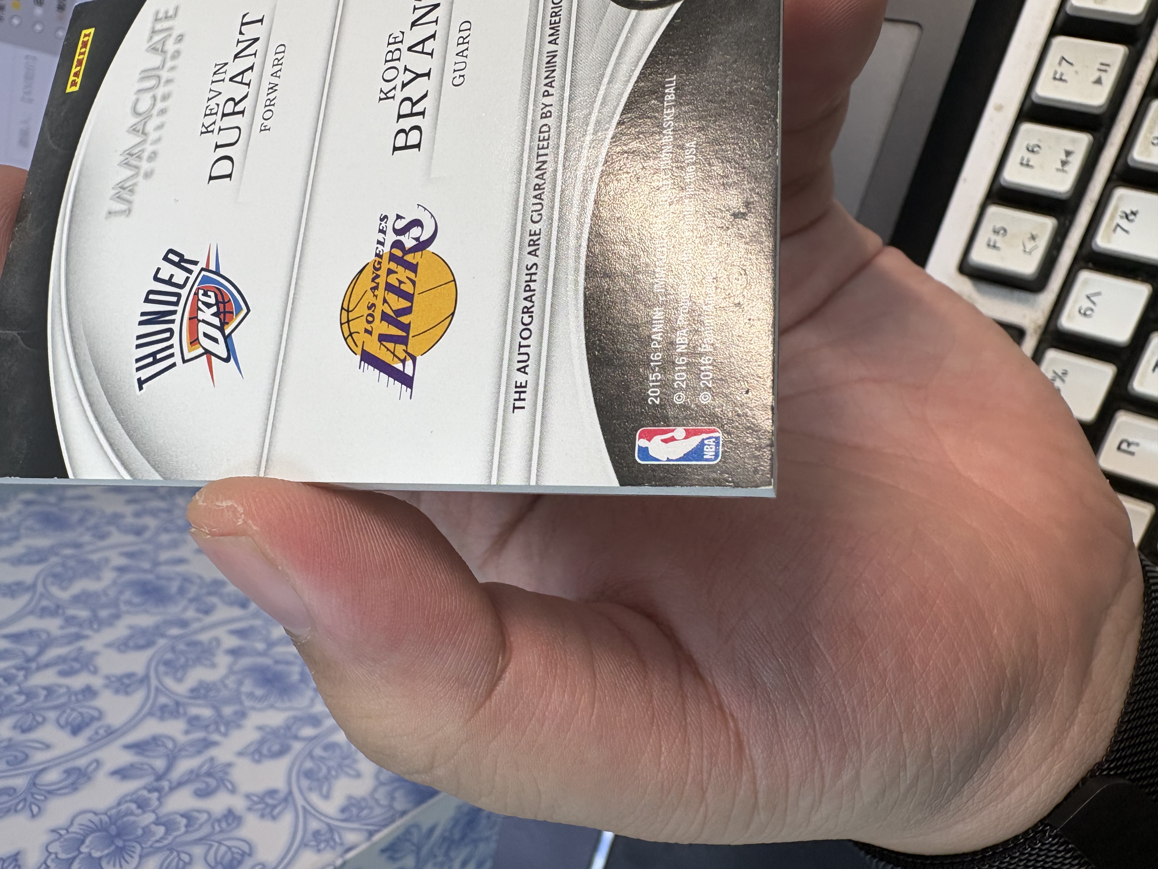 【古都代拍精品】 2015-16 Panini Immaculate Kobe Bryant 湖人 科比 布莱恩特 雷霆 Kevin Durant 凯文 杜兰特 49编 镜面 双签 卡签 签字 微瑕如图 得分王双签 值得收藏#61 #HY