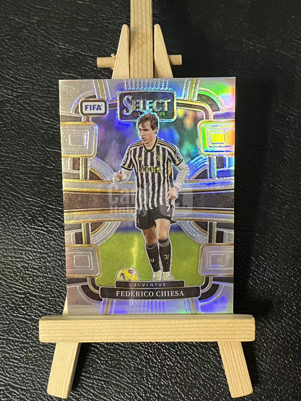 2023-24 Panini Select Federico Chiesa 基耶萨 尤文图斯 银折 实卡精美 卡品如图 LA-2