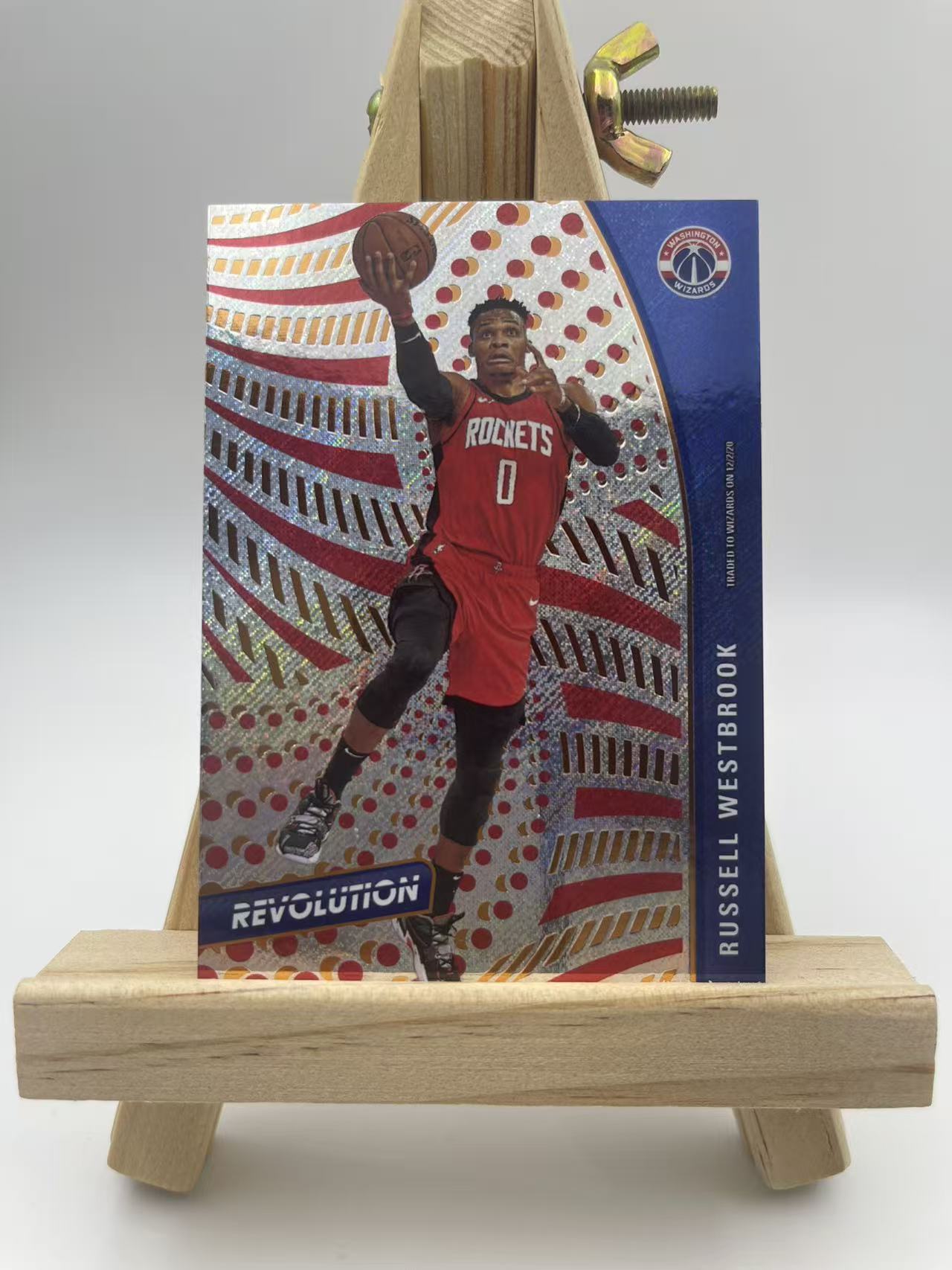 2020-21 Panini Revolution Russell Westbrook 威少 威斯布鲁克 革命系列 最美折射!最近很畅销 设计确实很精美 值得珍藏