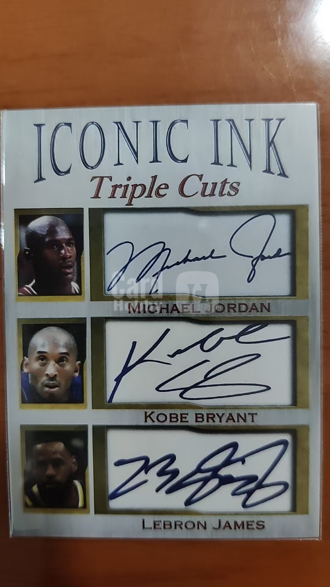 2021 全美体育 ICONIC INK Triple Cuts 科比 布莱恩特 迈克尔 乔丹 勒布朗 詹姆斯 三神同框 三人印签 湖人 公牛 极为少见 收藏必备 硬通货 专收必备