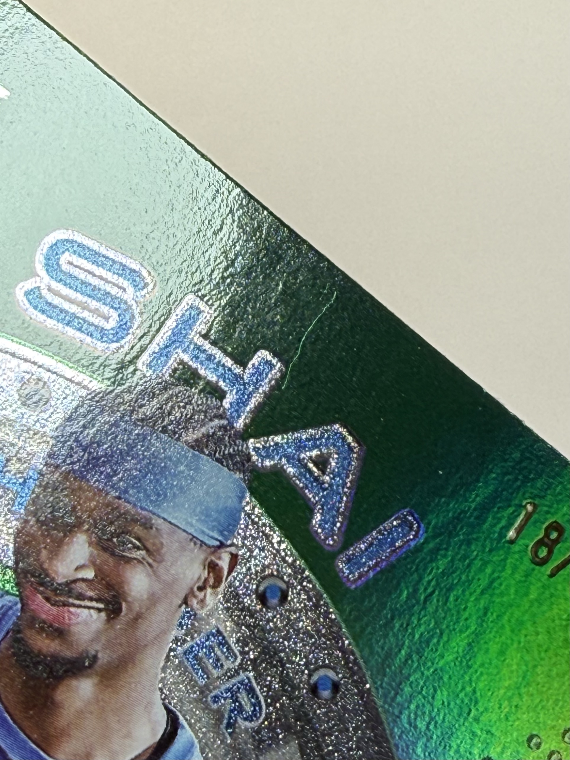 2025 Topps Flagship Shai Gilgeous-Alexander 亚历山大 18/99编 绿折 捧杯 MVP 特卡 折射 雷霆 SGA 凑套专收必备 卡品微瑕如图【DD】