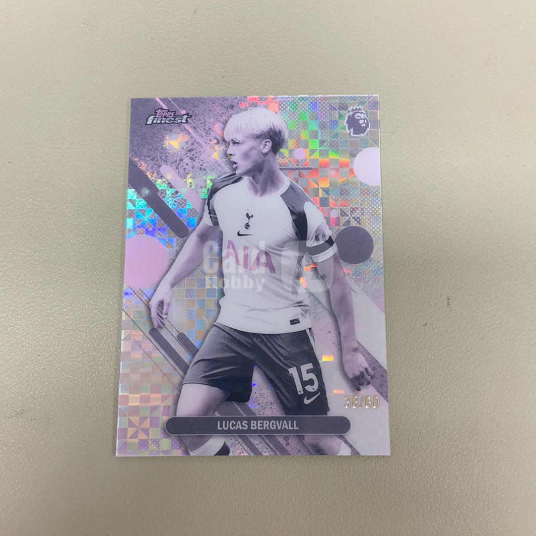 【小牛代拍】2025-26 Topps Finest lucas bergvall 贝利瓦尔 热刺 英超 黑折 一级 黑白格子折 棋盘折 38/60编 卡品如图(polo)