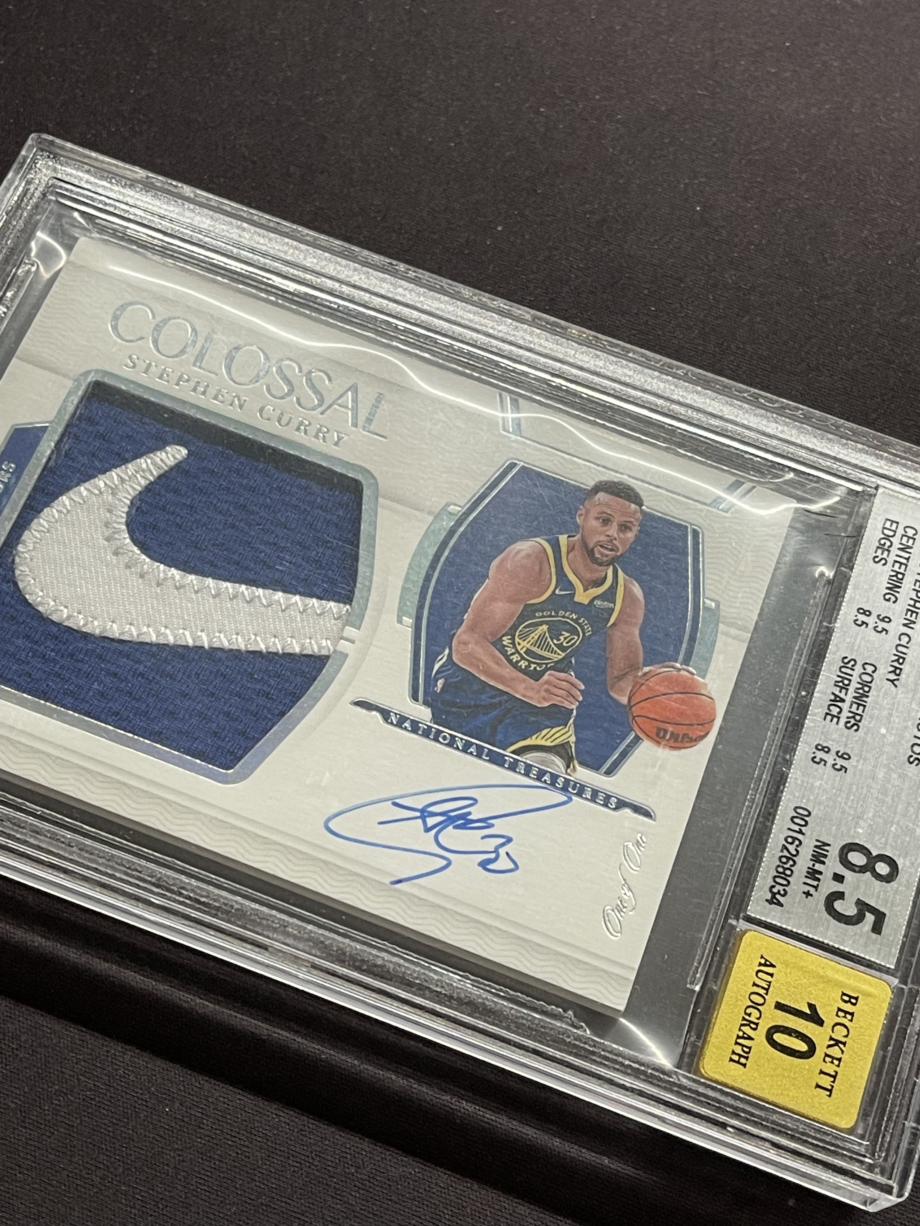 2021-22 Panini National Treasures Curry 国宝 勇士 斯蒂芬库里 大耐克钩子 大窗patch 签字卡签 PA 1/1编 白金闪 BGS8.5/10「老夫子」888