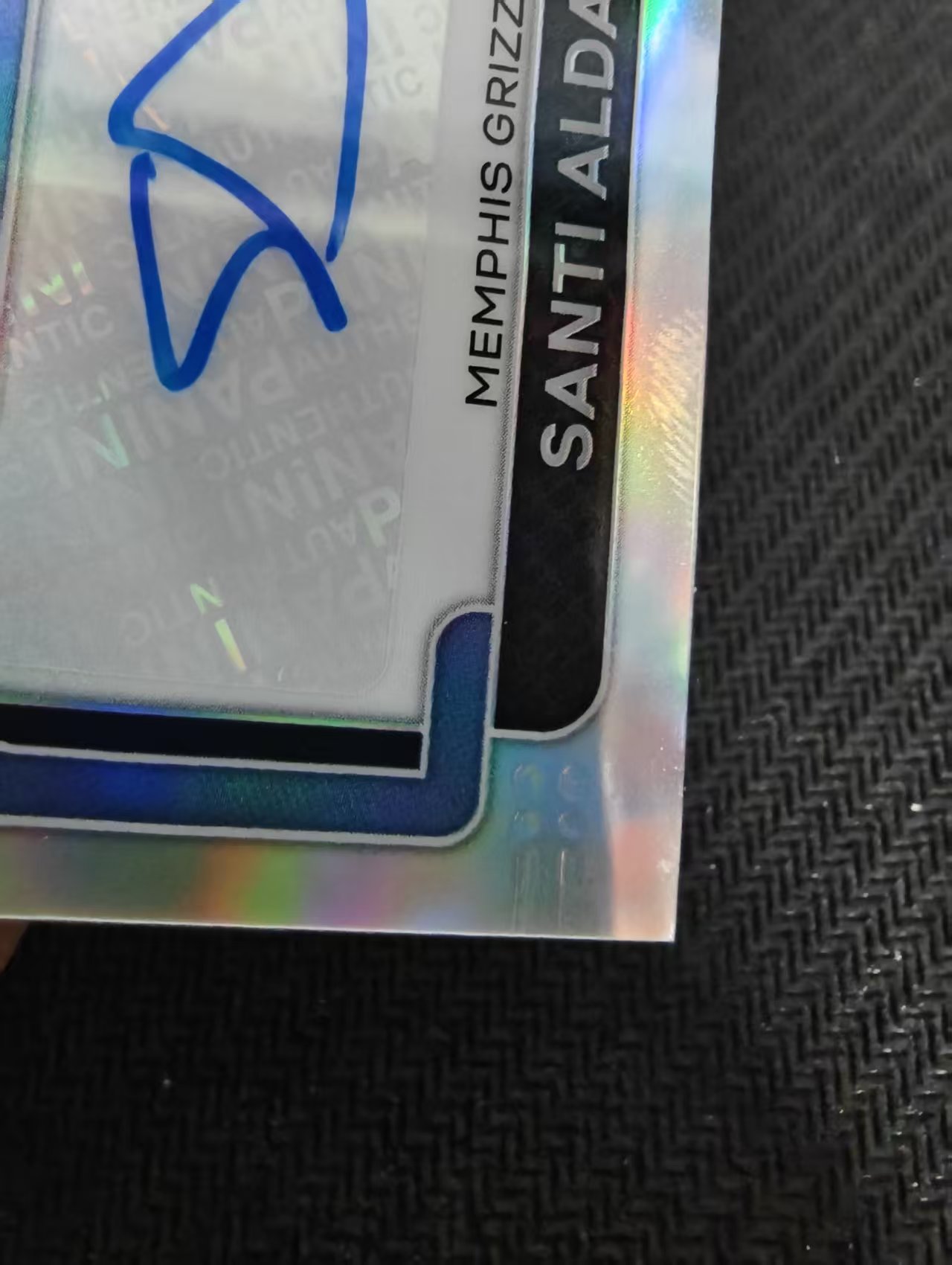 【可合并,不累计】2021-22 Panini Prizm Santi Aldama RC PZ 灰熊 新秀 桑蒂 阿尔达马 签字 银折 瑕疵如图