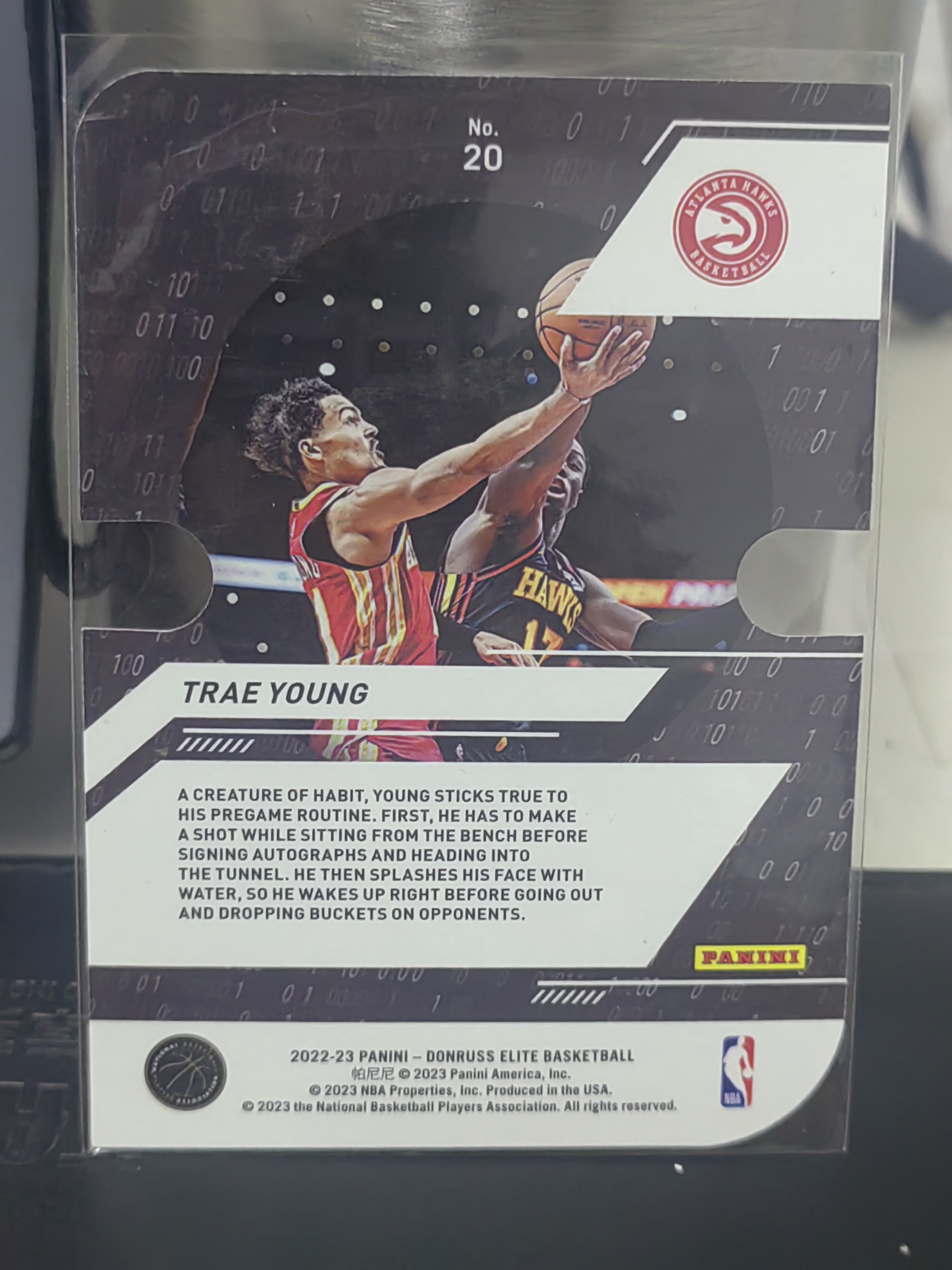 2022-23 Panini Donruss Elite Trae Young 杜蕾斯 精英 橙折 异形 异形切割 特雷 杨 老鹰 篮 白边白角 不保卡品 卡品如图