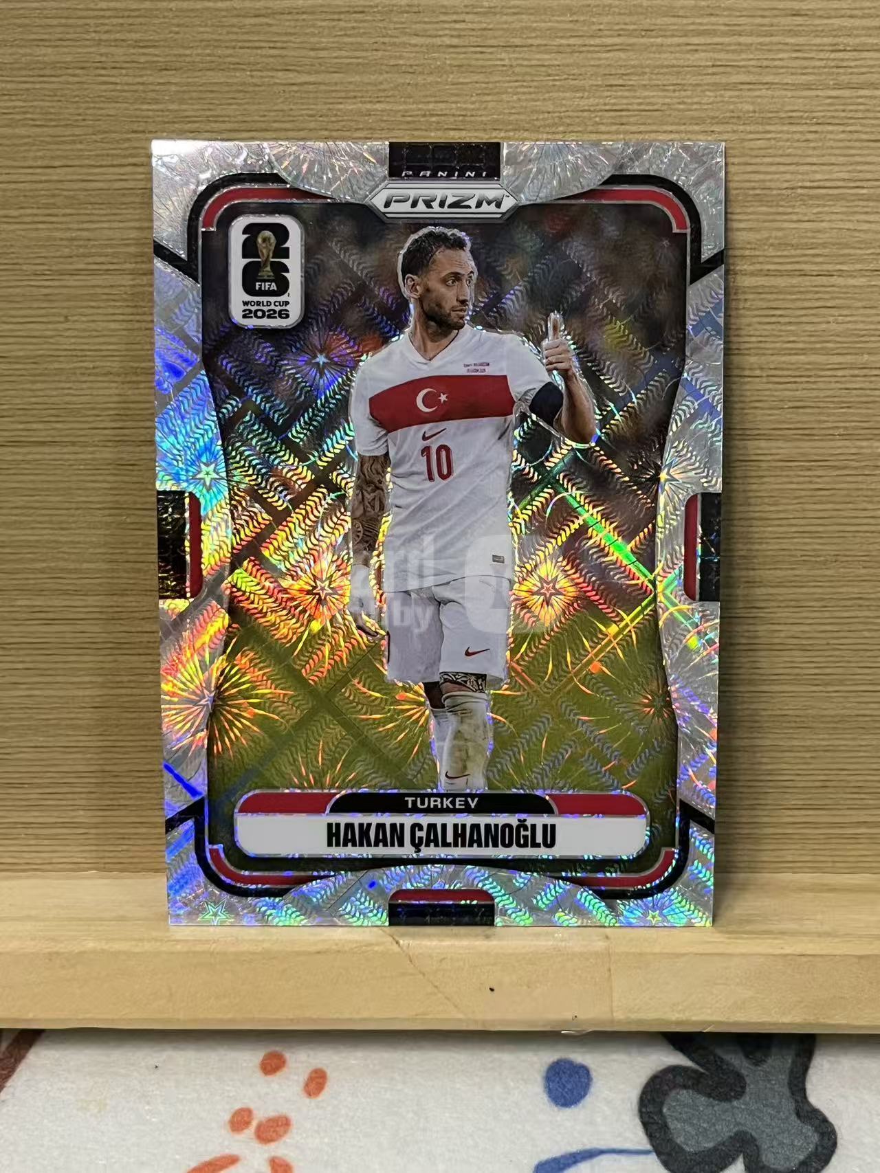 2026 Panini World Cup Prizm Hakan Calhanoglu 恰尔汗奥卢 土耳其 烟花折 银折 世界杯 实卡精美 卡品如图 LA-1