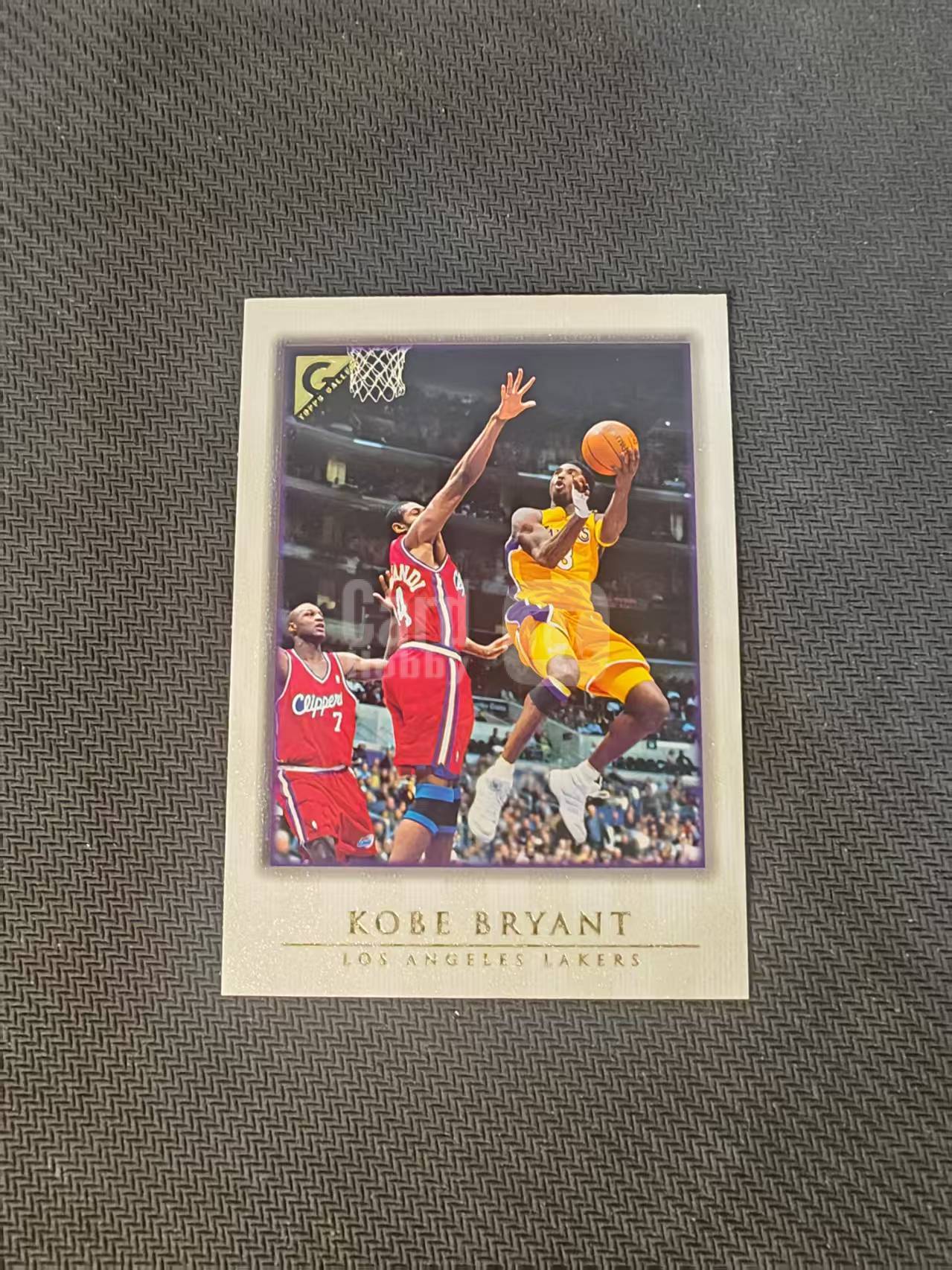 「钢炮拍卖」2000 topps gallery kobe bryant 湖人 科比 布莱恩特 黑曼巴 老大 老卡 画布材质 金平行 特卡 专收必备 卡品如图 G SE