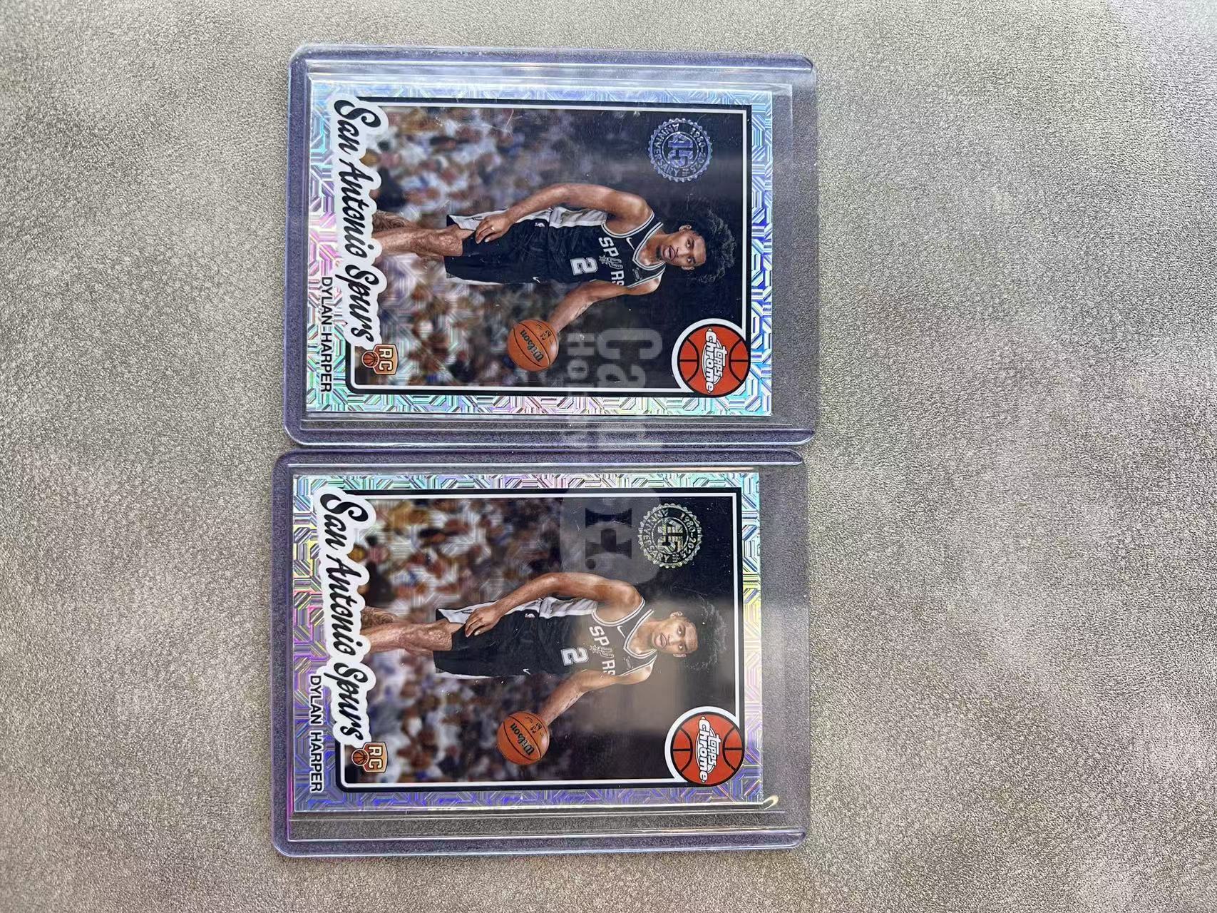 3937【330球星卡实体店代卖】2025-26 TOPPS FLAGSHIP 迪伦哈珀(Dylan Harper)新秀年 RC 45周年 mojo折 共计2张 仅顺丰寄付(WWTY)