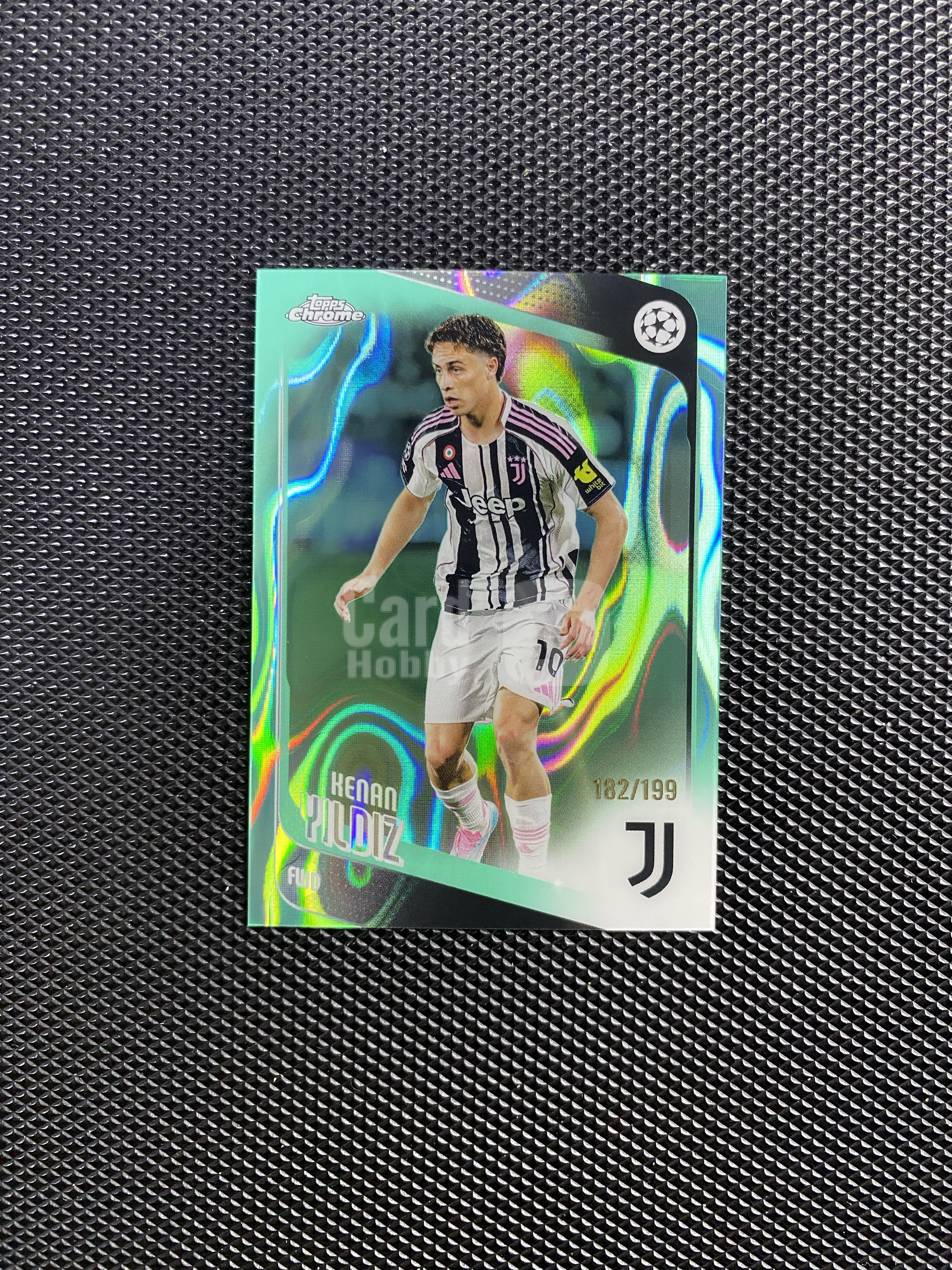 【深情拍卖】2026 Topps Chrome 欧冠TC Kenan Yildiz 尤文图斯 土耳其 伊尔迪兹 199编 青熔岩折 卡品如图 #js548#