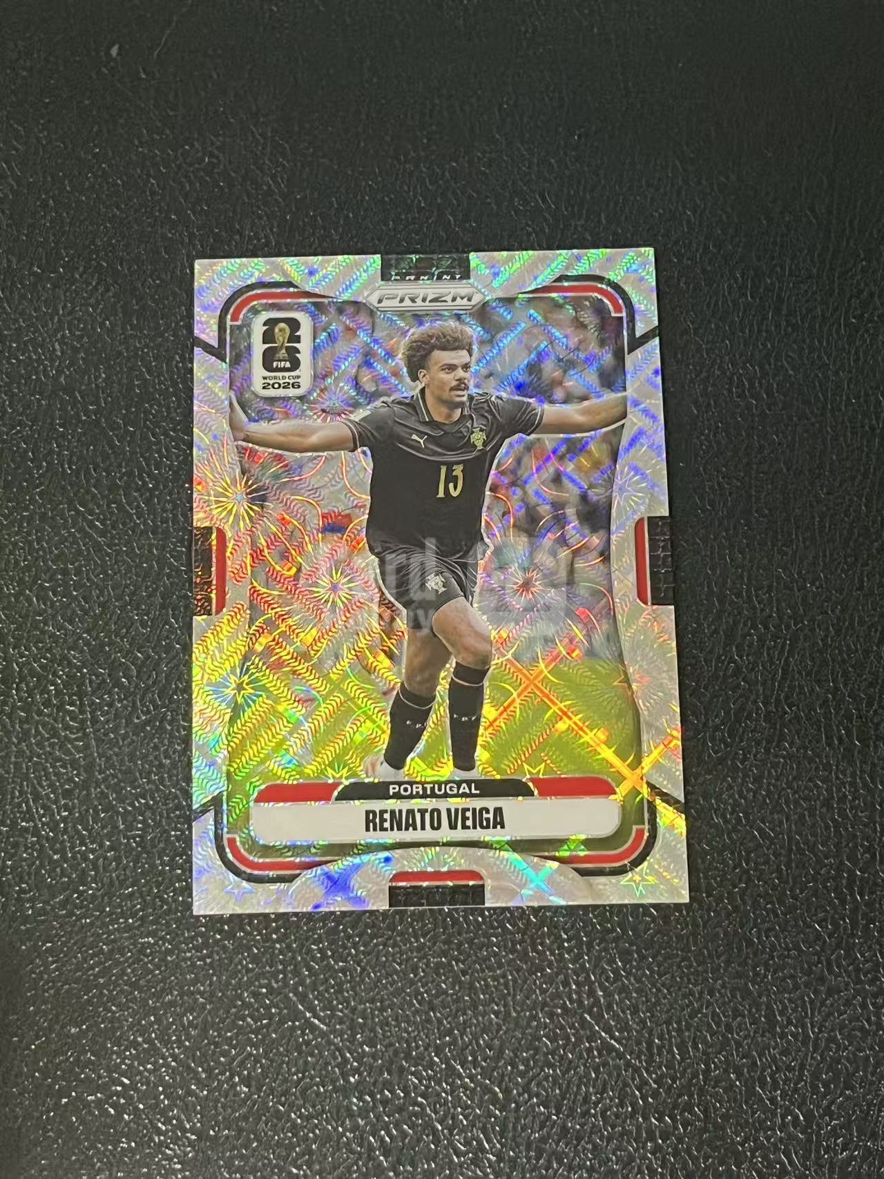 2026 Panini World Cup Prizm renato veiga 雷纳托 维加 烟花折 葡萄牙 世界杯 银折 实卡精美 卡品如图 LA-5