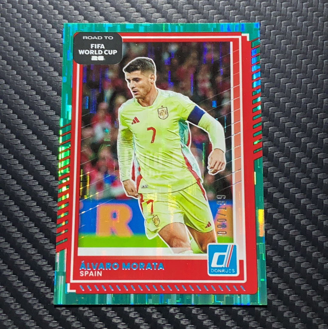 【小牛代拍】2025-26 Panini Donruss Álvaro Morata 阿尔瓦罗 莫拉塔 西班牙 皇家马德里 切尔西 90/199编 青瀑布折 FIFA 杜蕾斯 卡品如图(X-)