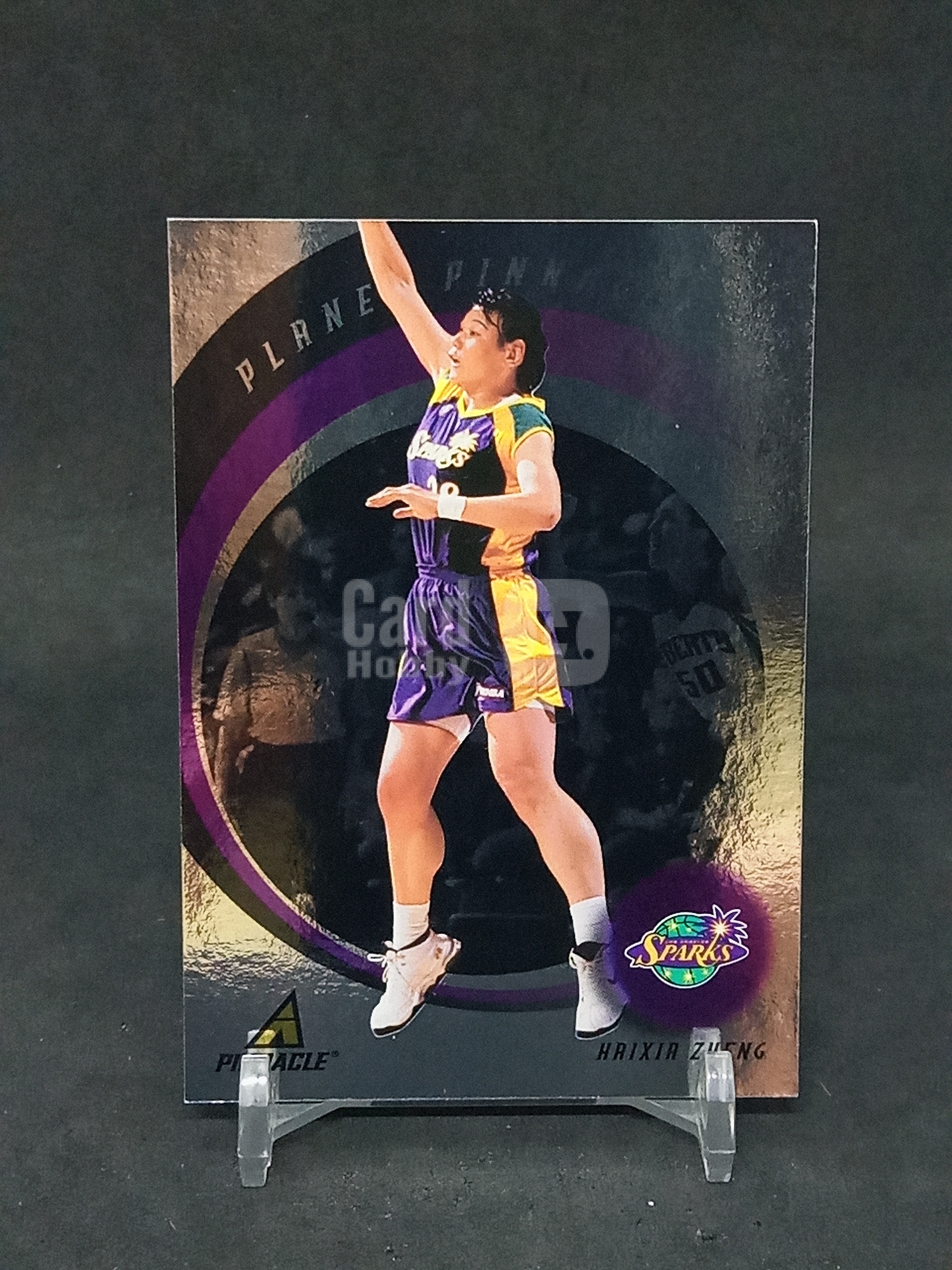 【DC拍卖】10.04HK 1998 Pinnacle WNBA 郑海霞 Zheng Haixia,洛杉矶火花 Planet Pinnacle 行星特卡 3/10,WNBA 中国第一人,金属镭射质感