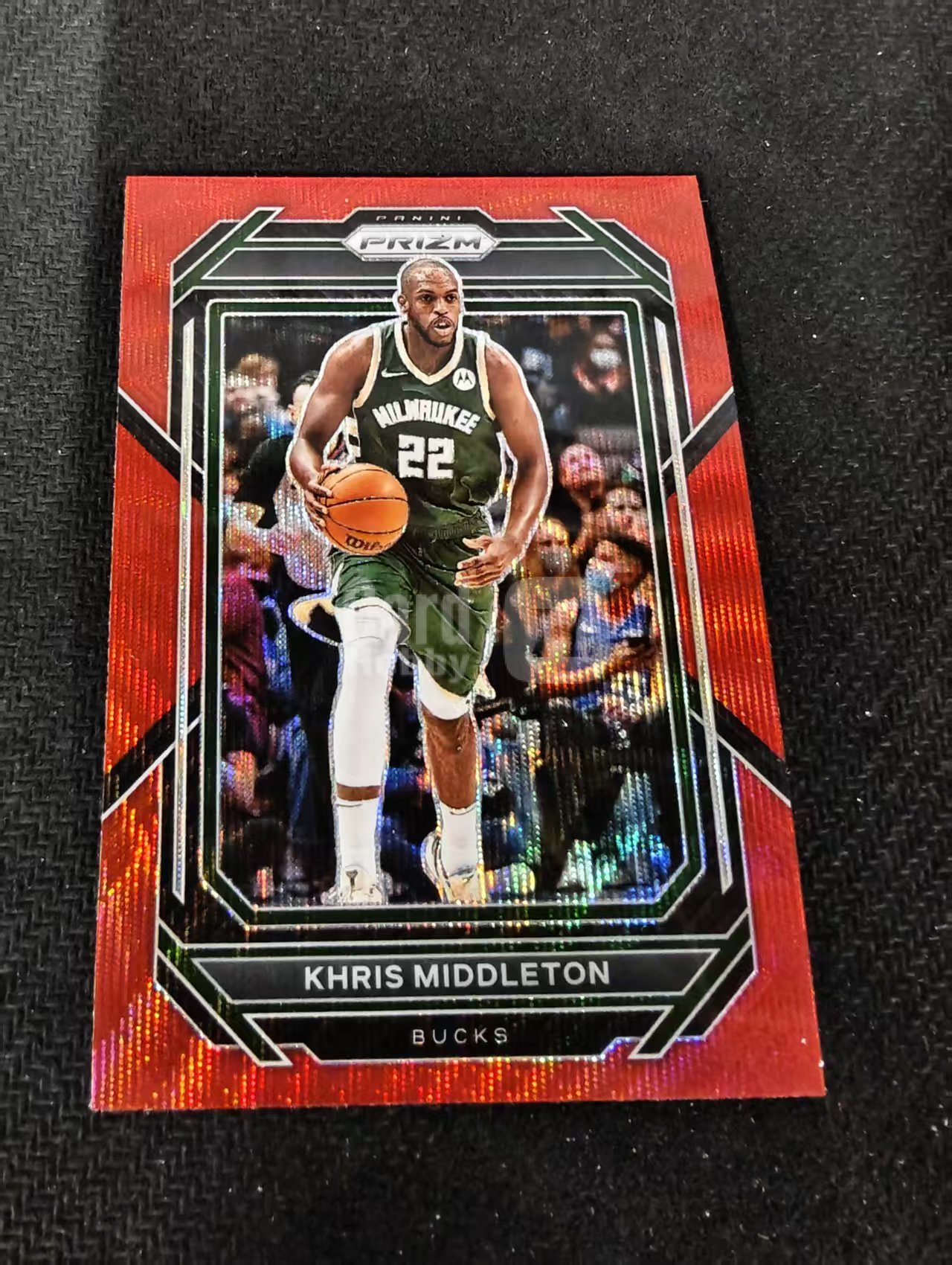 2022-23 Panini Prizm Khris Middleton 雄鹿 克里斯 米德尔顿 红波纹 PZ 划痕 边角瑕疵 #112