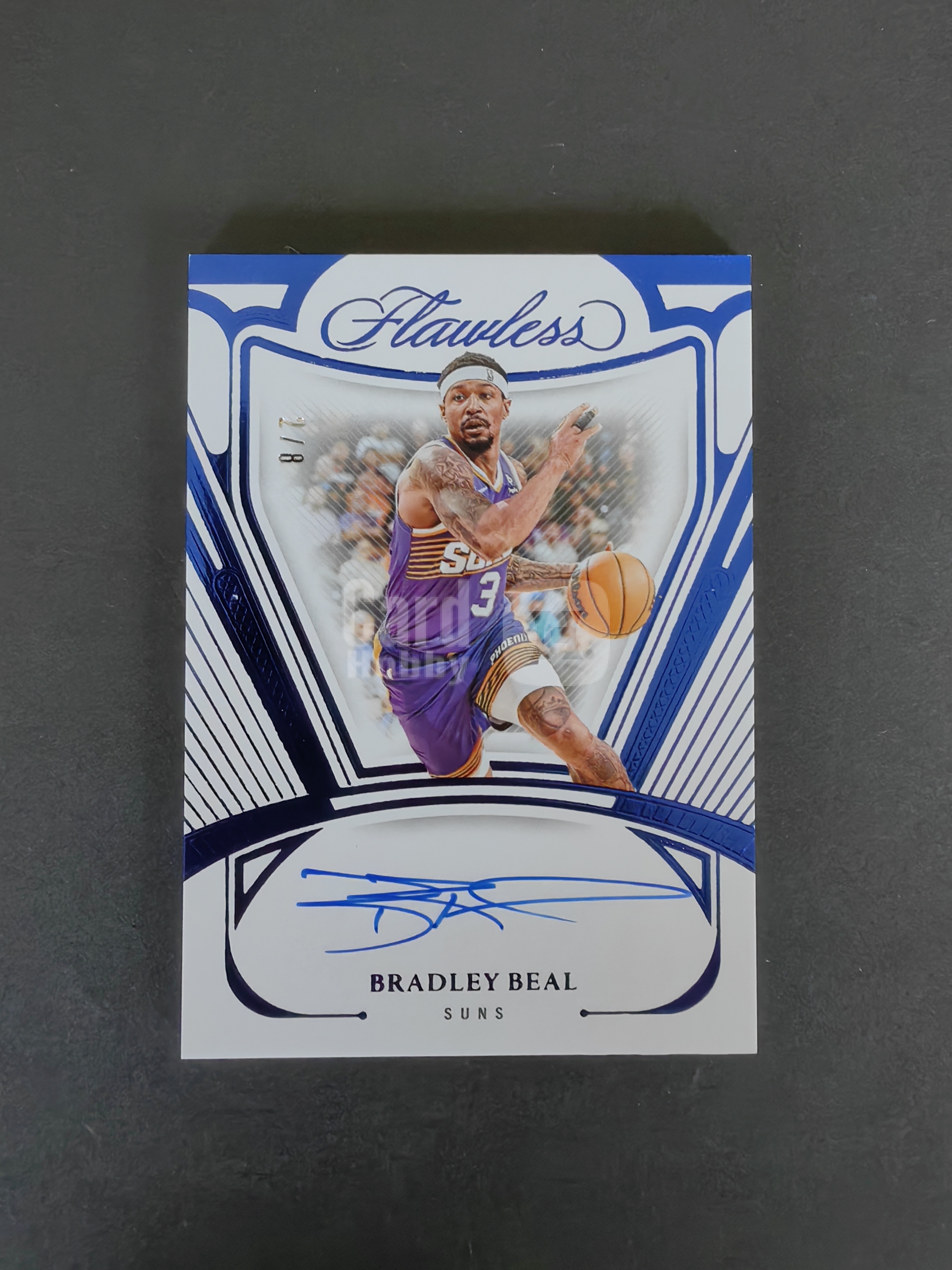 2023-24 Panini Flawless Bradley Beal #18 手提 蓝平行 太阳 布拉德利 比尔 签字 2/8编 卡品如图