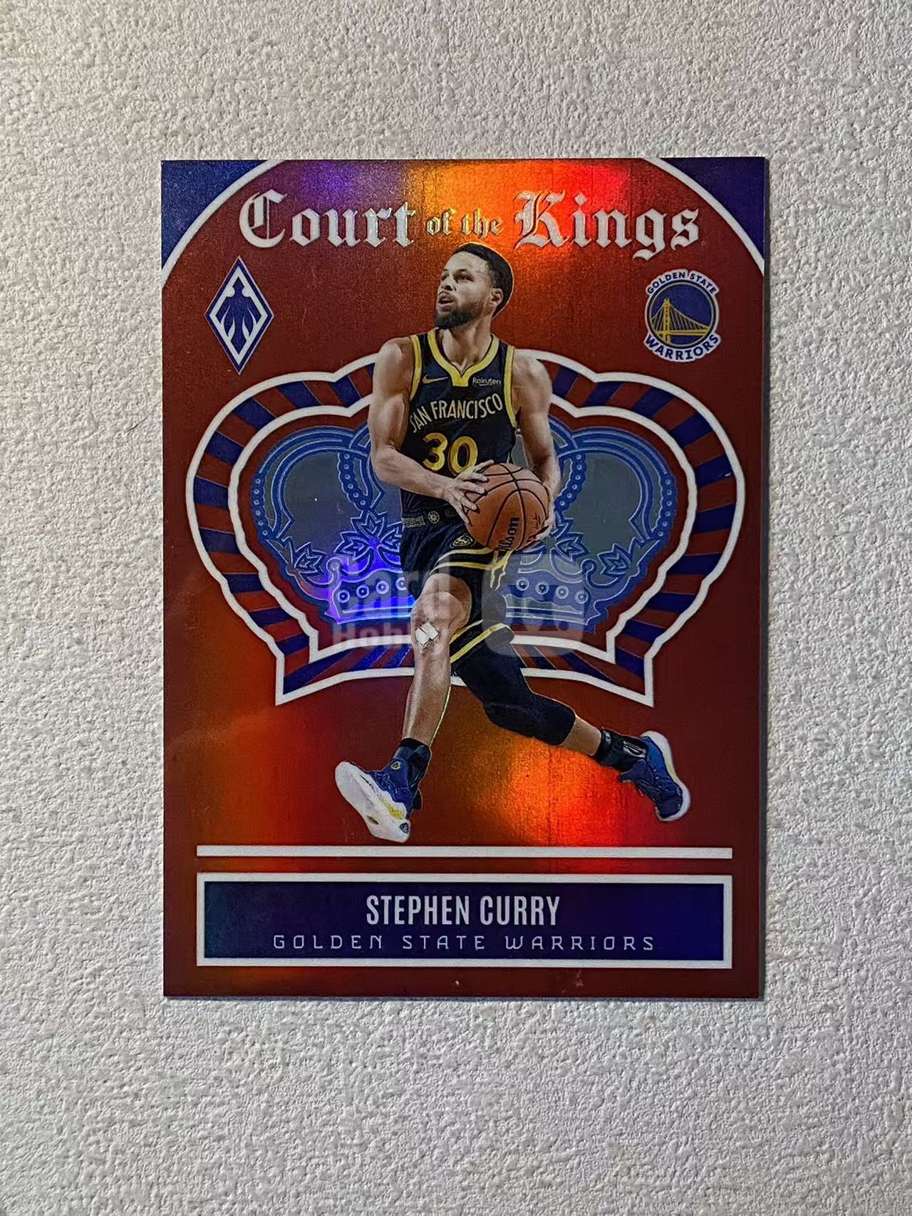 2023-24 Panini Phoenix Stephen Curry 凤凰 勇士 斯蒂芬 库里 /125编 大比例 皇冠特卡 正红折 折射 专收必备