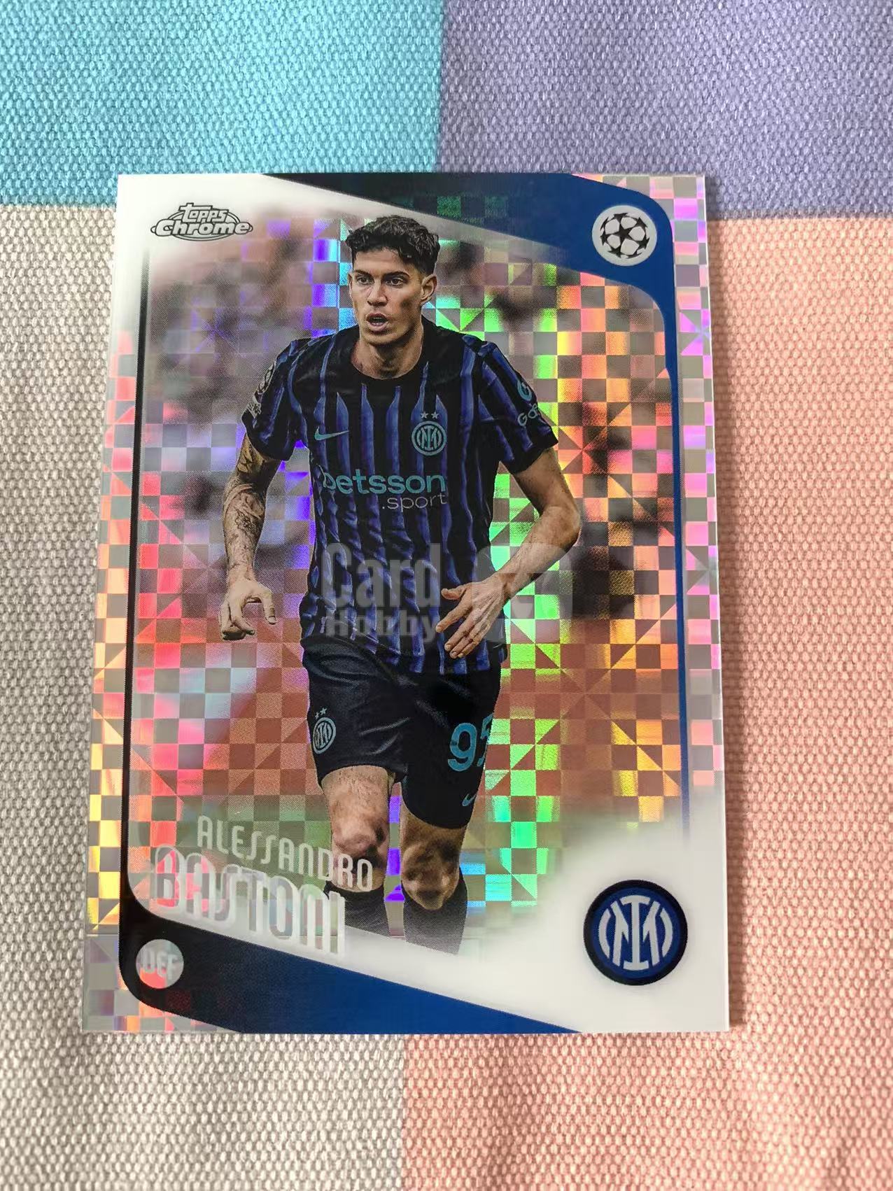 2026 Topps Chrome Alessandro Bastoni 巴斯托尼 格子折 国际米兰 银折 欧冠 实卡精美 卡品如图 雯雯
