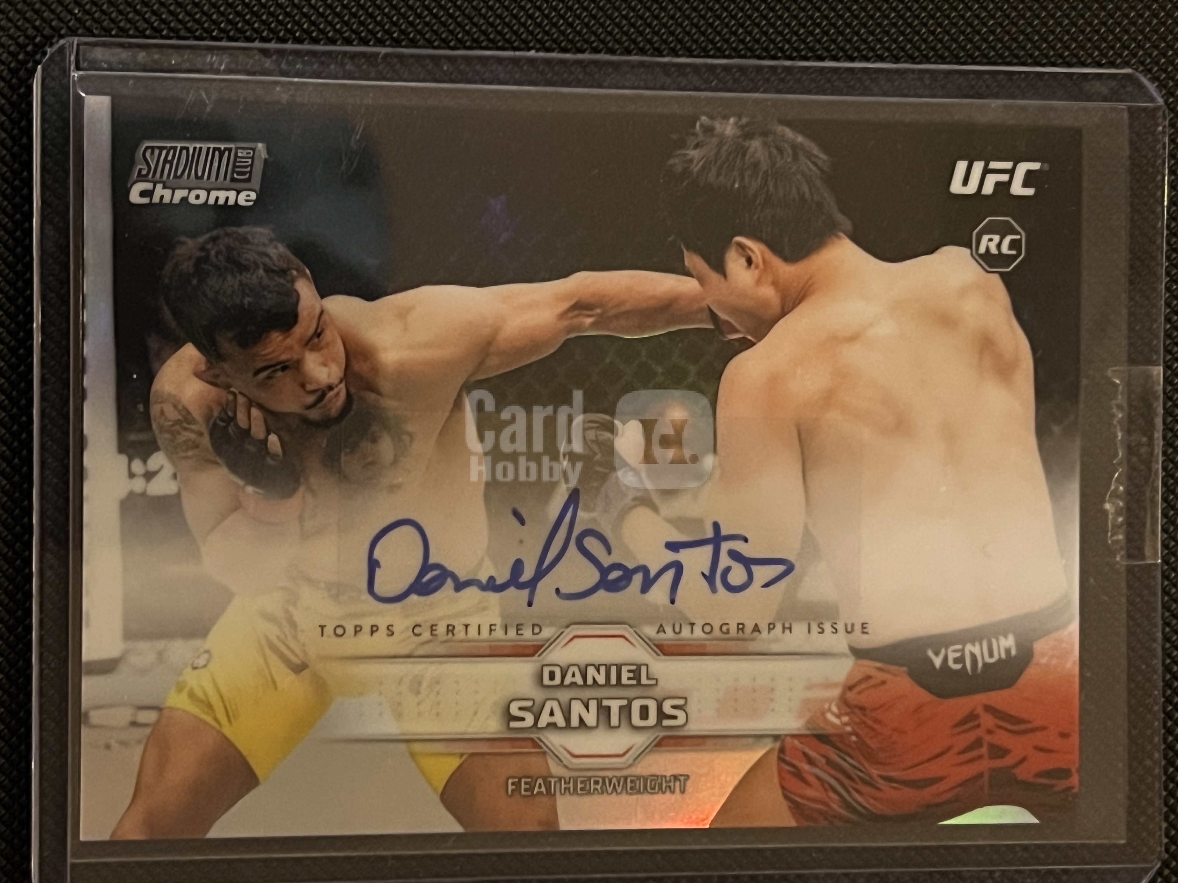 2026 Topps Stadium Club Chrome Daniel Santos #CAV-DSS UFC 丹尼尔·桑托斯 折射 签字卡!!巴西 羽量级 潜力新星!!凑套必备!!