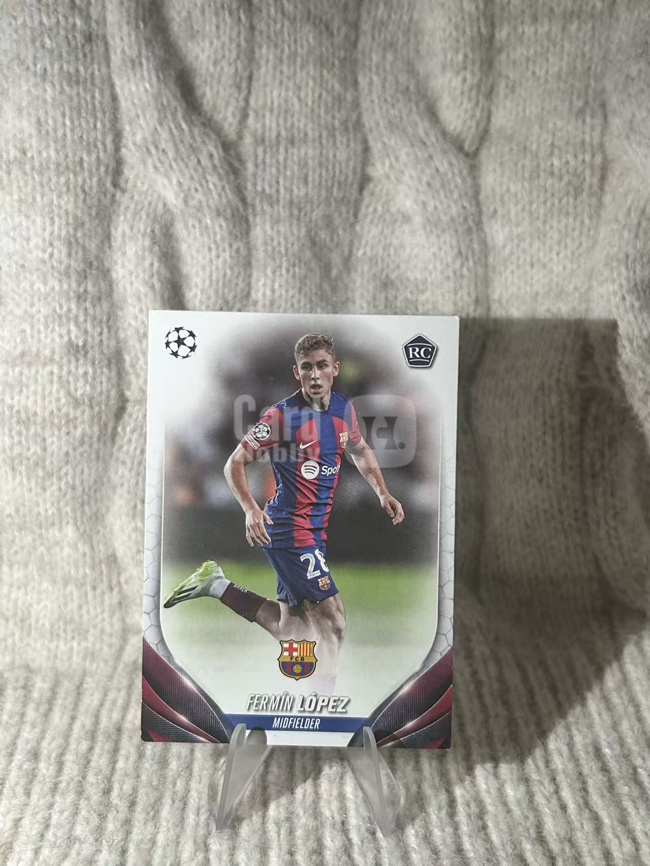 2023-24 Topps UEFA Champions League Fermín López 巴塞罗那西班牙中场费尔明・洛佩斯,巴萨青训潜力新星,跑动积极技术灵动,凑套必备