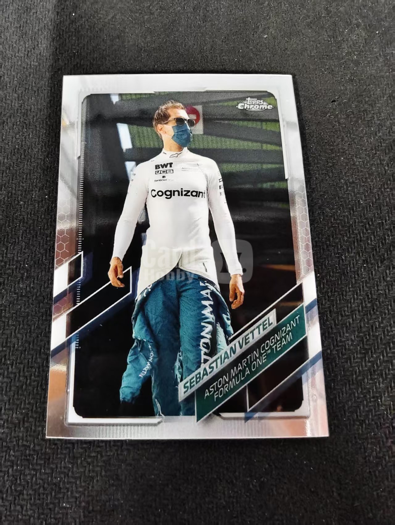 2021 Topps Chrome Sebastian Vettel F1 阿斯顿马丁 维特尔 划痕 边角瑕疵 #47