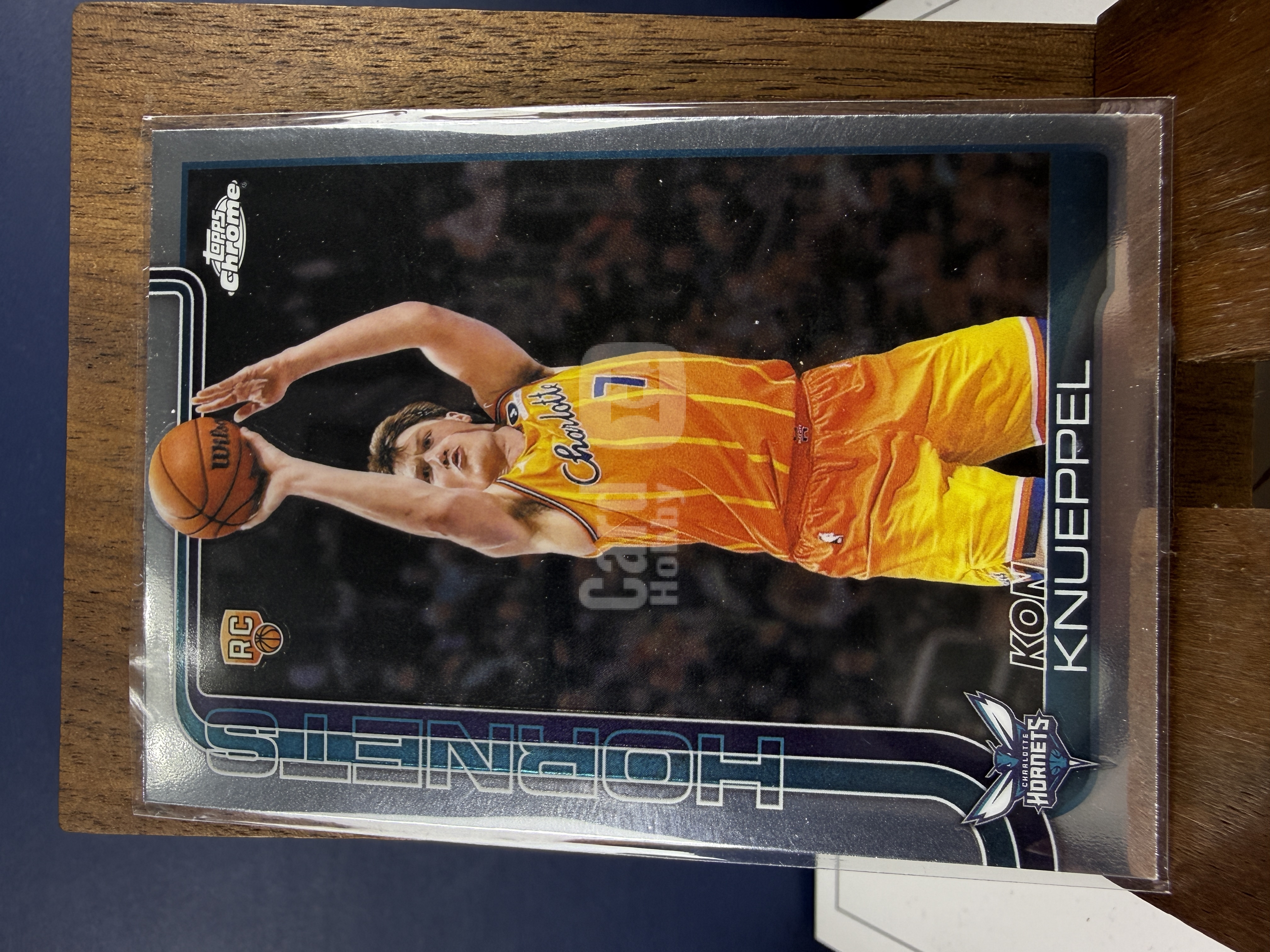 2025-26 Topps Chrome Kon Knueppel 黄蜂 新秀 克努佩尔 基础卡 base 收藏必备 （海绵）