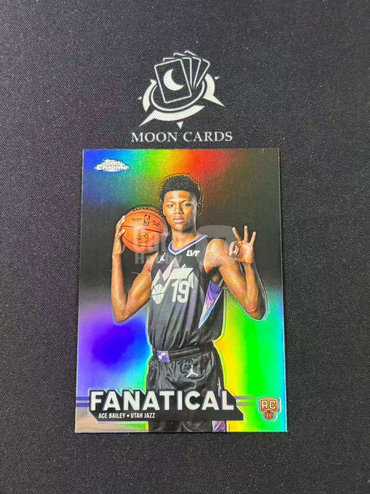 【梦卡拍卖】2025-26 Topps Chrome Ace Bailey 狂热球迷 大比例 特卡 爵士 新秀 艾斯 贝利 拜利 新秀rc #DD# 旧A06