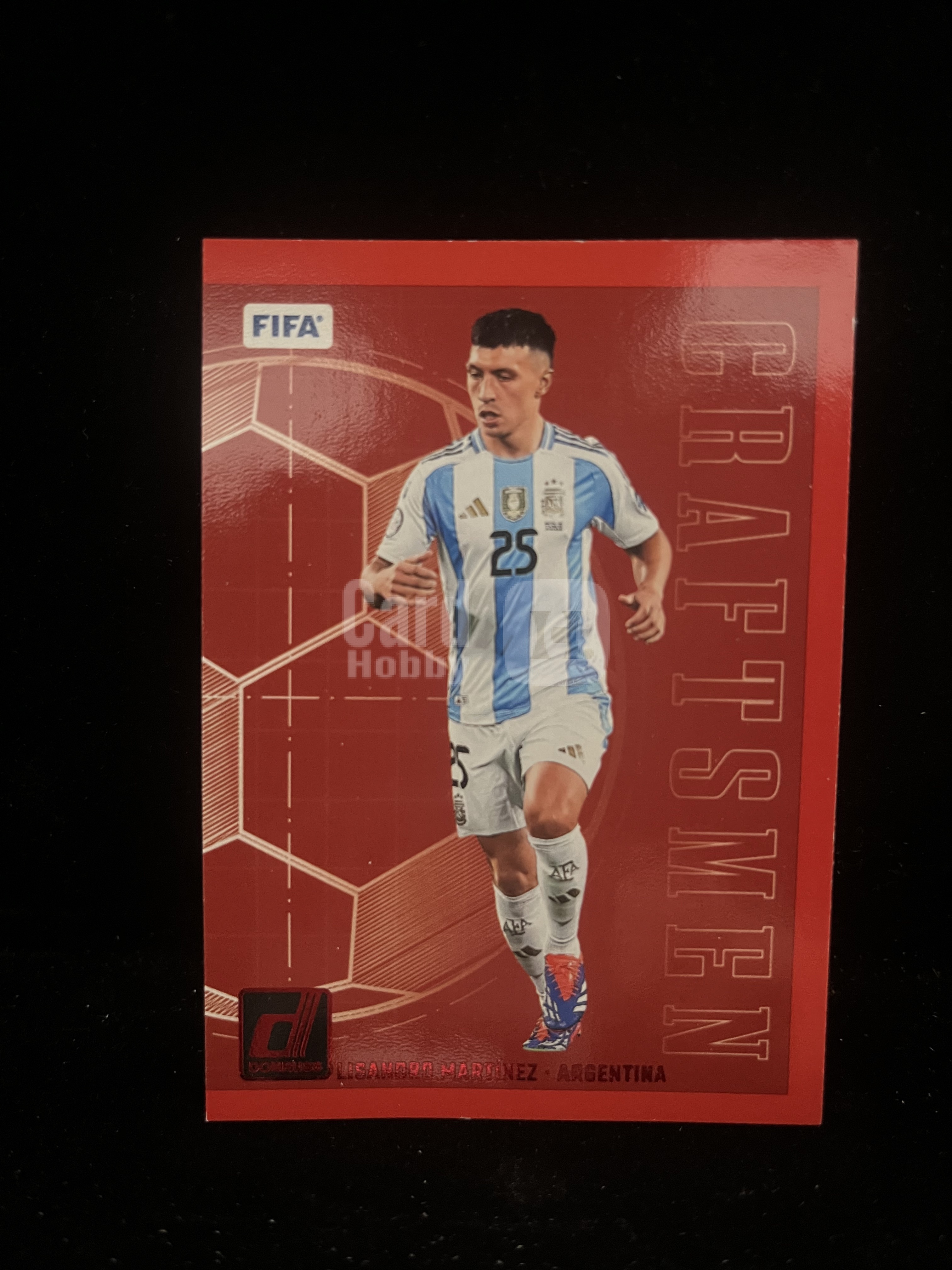 免费代拍 2024 Donruss FIFA 利桑德罗·马丁内斯 Lisandro Martinez 红折 卡品如图#D255
