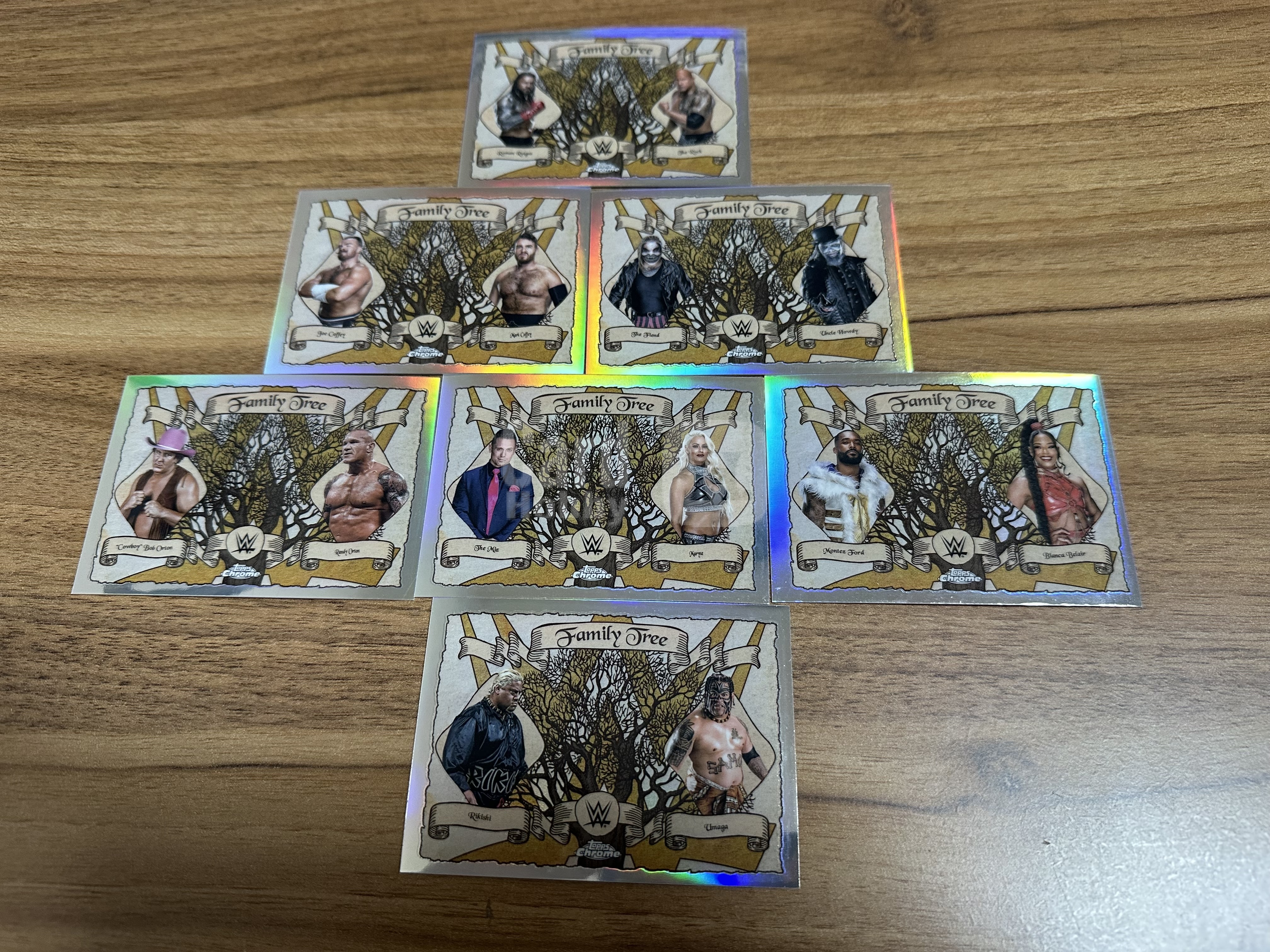 2025 Topps Chrome Roman Reigns Family Tree 家族树特卡 The Rock Randy Orton Bianca Belair lot7 银折