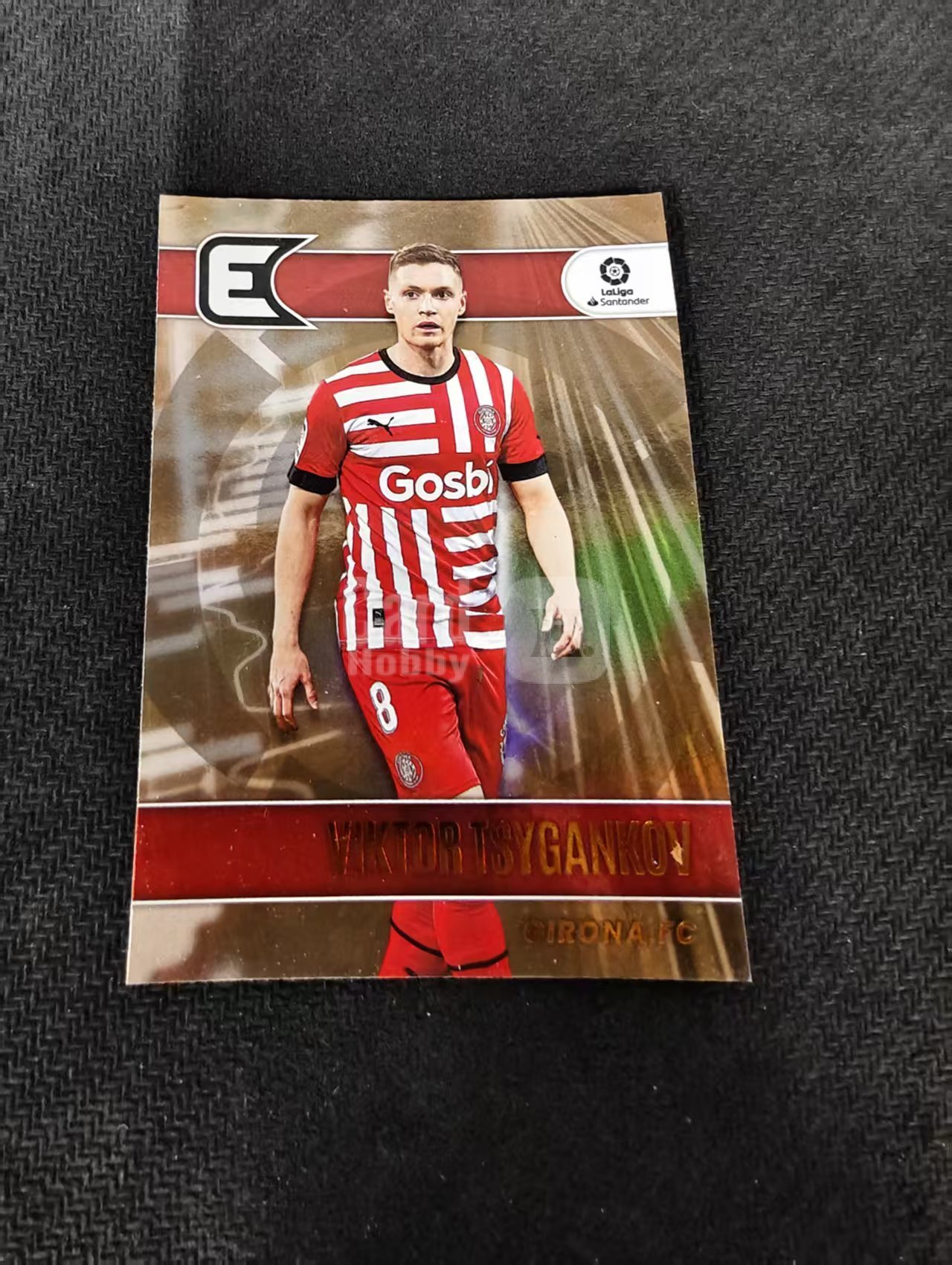 【可合并，不累计】2022-23 Panini Chronicles Viktor Tsygankov 齐甘科夫 赫罗纳 编年史 折射 划痕 边角瑕疵 #160