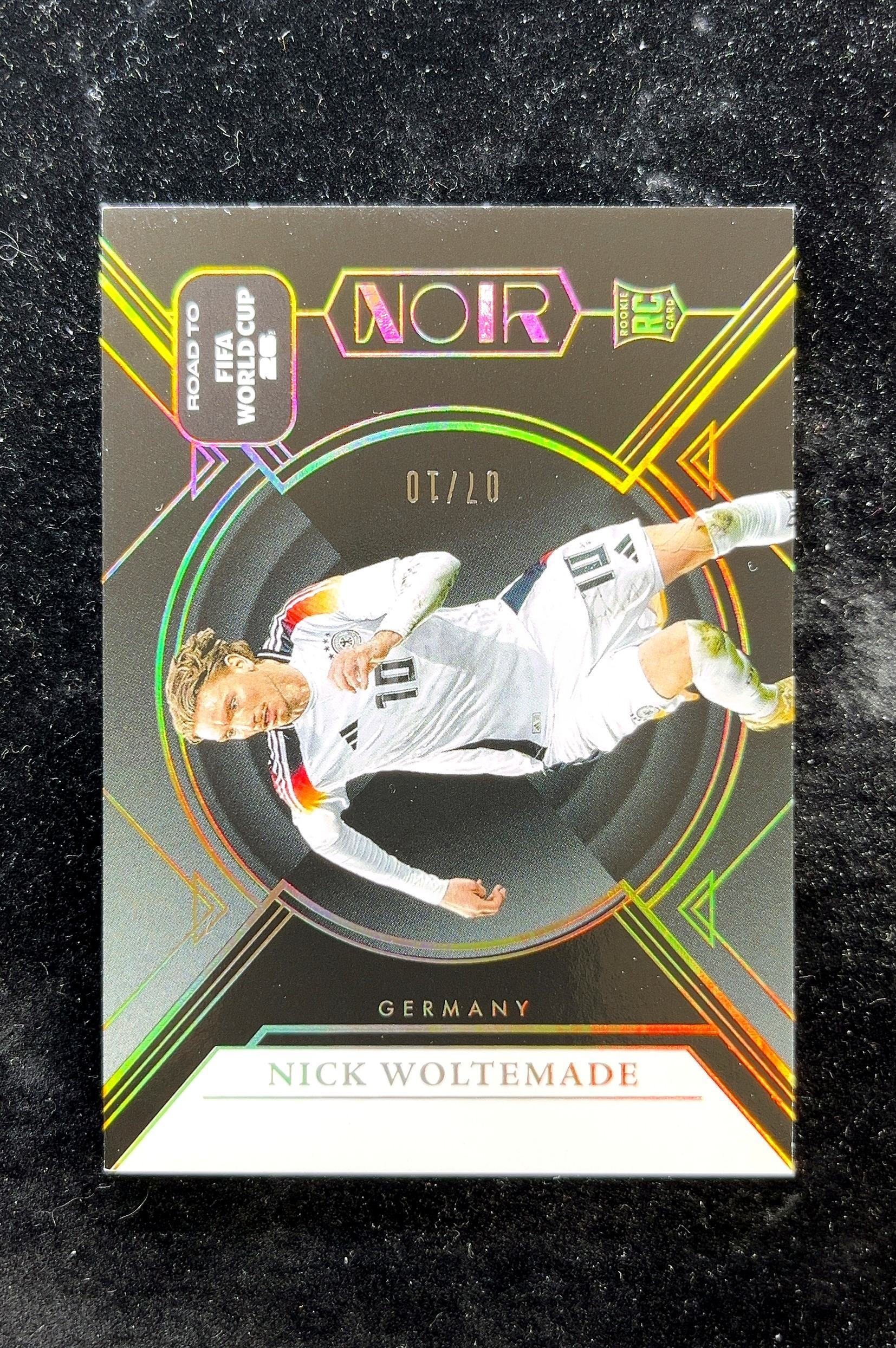 【小白1%代卖】2025-26 Panini NOIR WORLD CUP世界杯之路 Nick Woltemade 尼克 沃尔特马德 /10编 黑折 折射 新秀 RC 超低编 #181 德国 拉诗赋