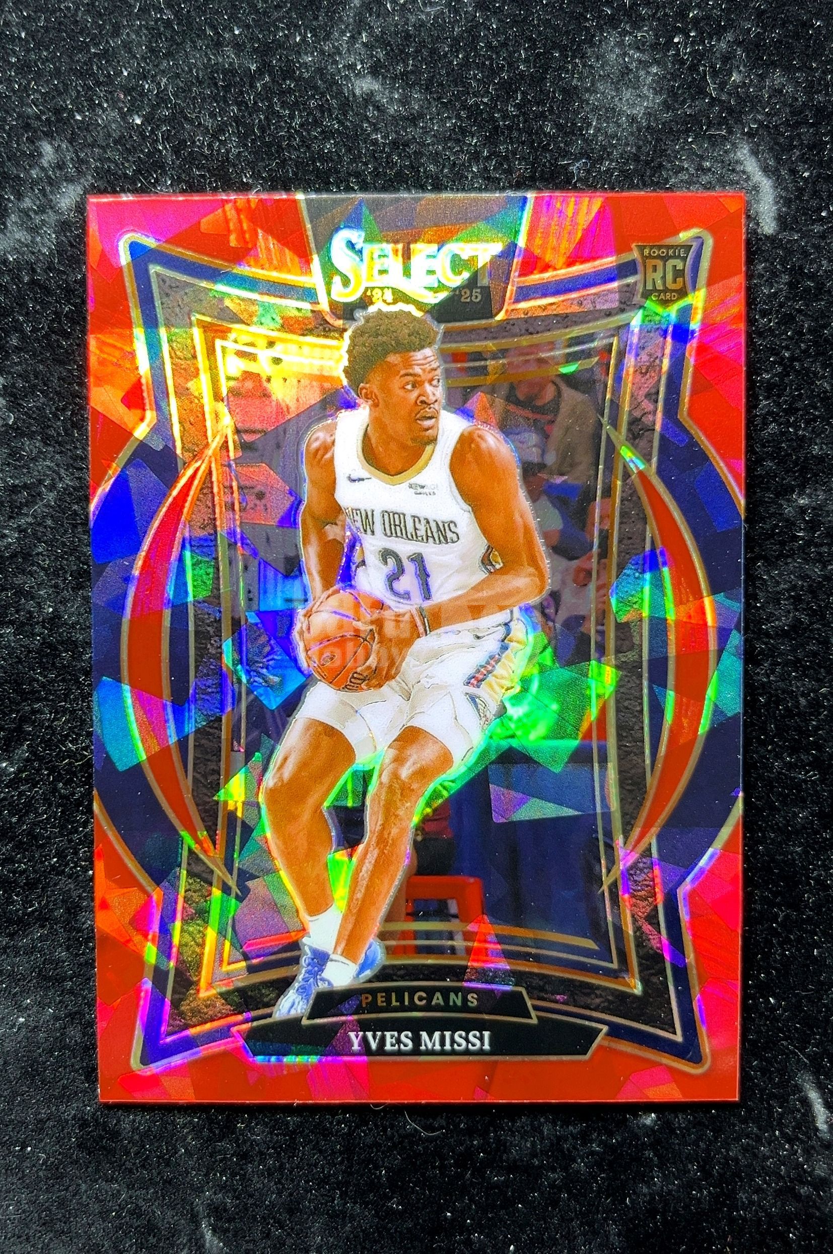 【小白1%代卖】2024 Panini Select Prizm Yves Missi 伊夫斯·米西 红碎冰折 折射 新秀 RC 卡品如图 高价值 #88 New Orleans 0702