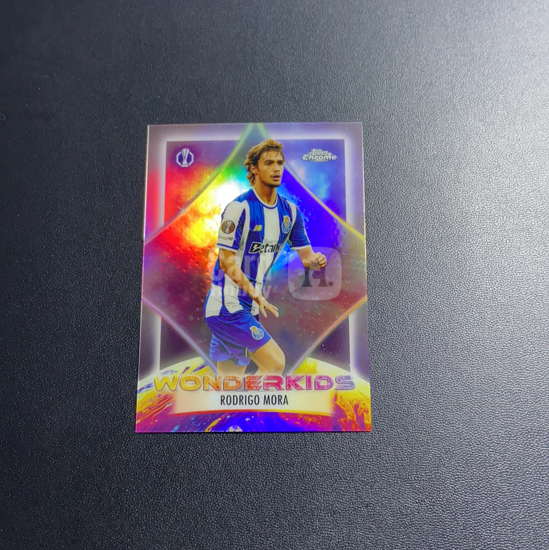 【小牛代拍】2026 Topps Chrome Rodrigo Mora TC欧冠 莫拉 葡萄牙金童 罗马新援 身价4500万 Wonderkids 神奇小妖 特卡 银折 卡品如图(臧总)
